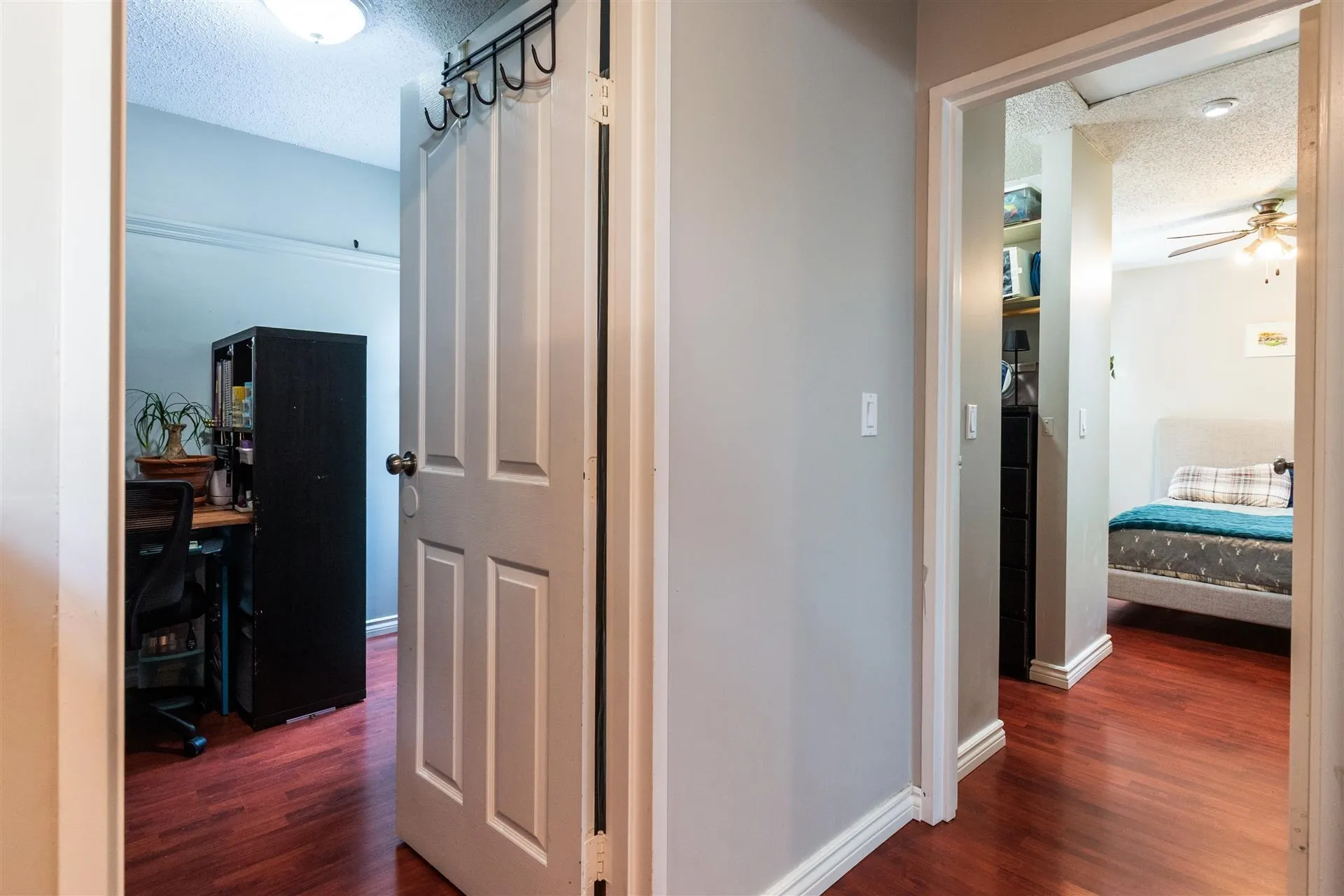 6217 E Greenside Drive