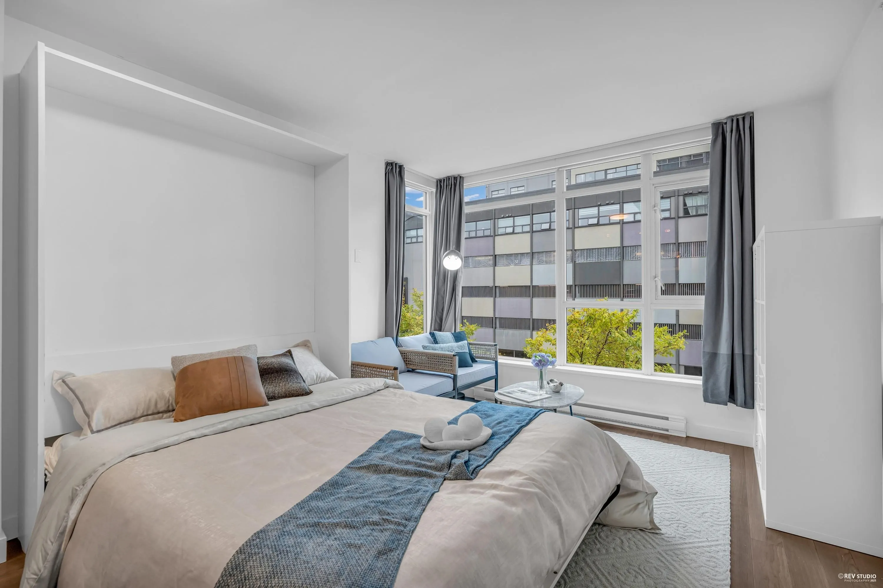 508 608 Belmont Street