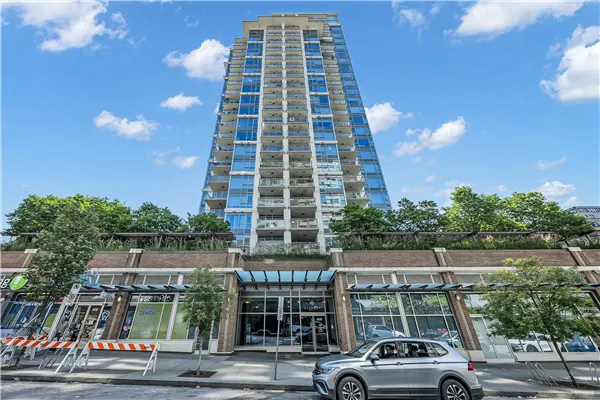 508 608 Belmont Street