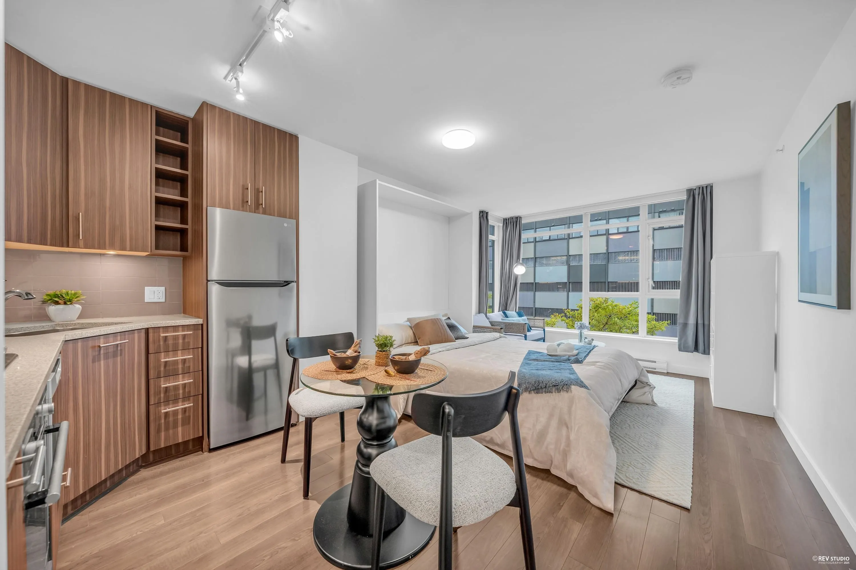 508 608 Belmont Street