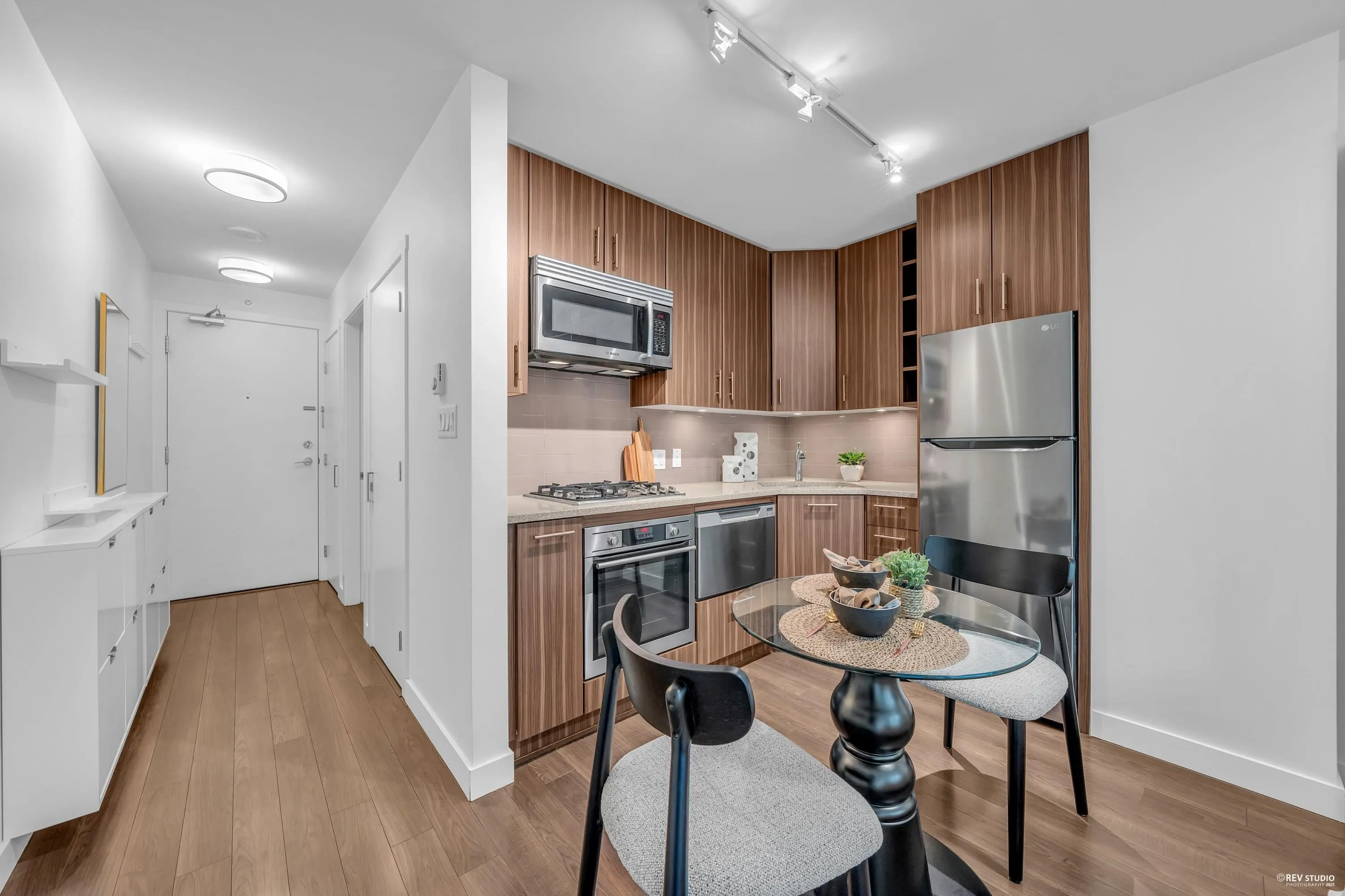 508 608 Belmont Street