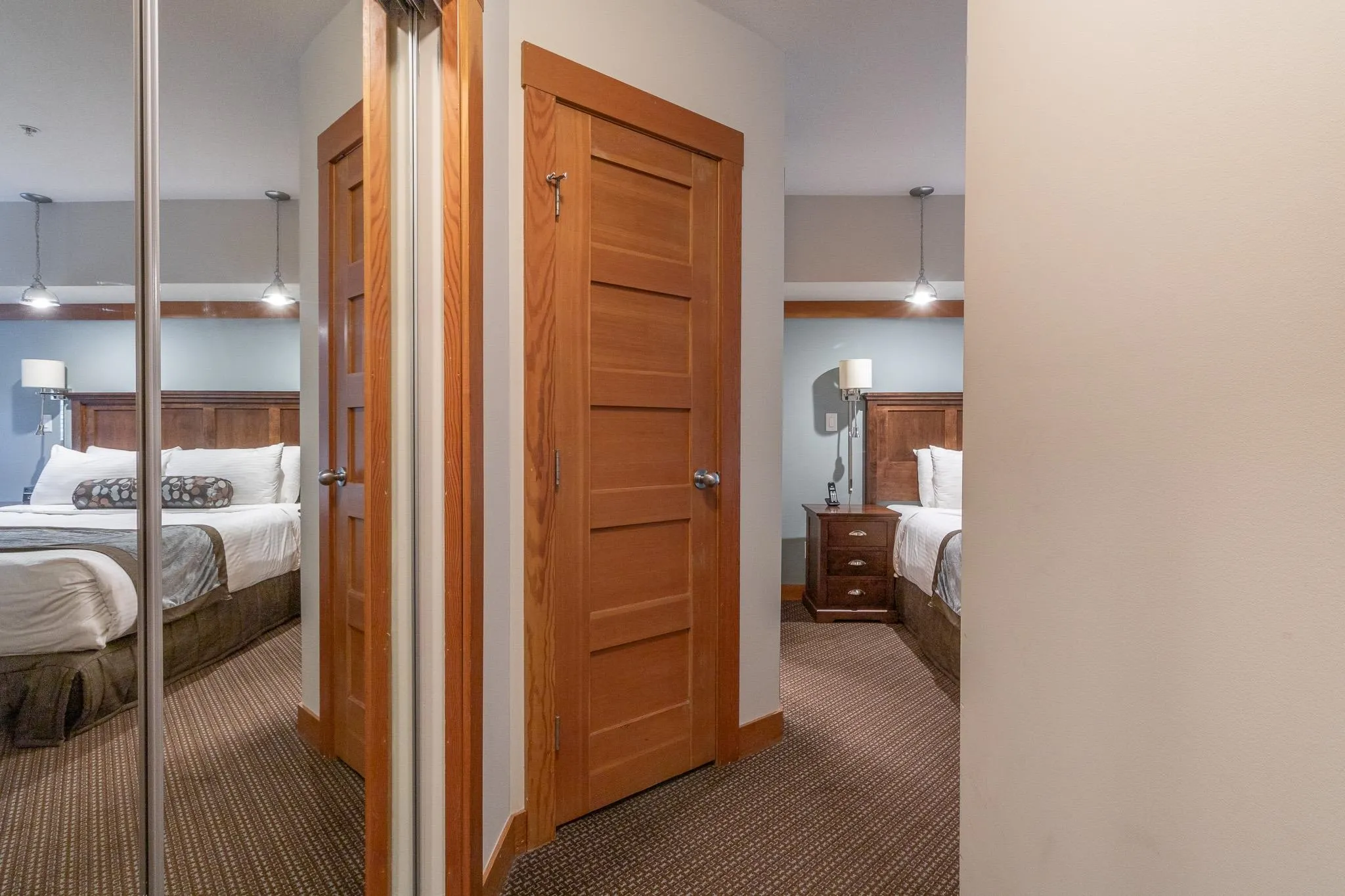 334D 2036 London Lane