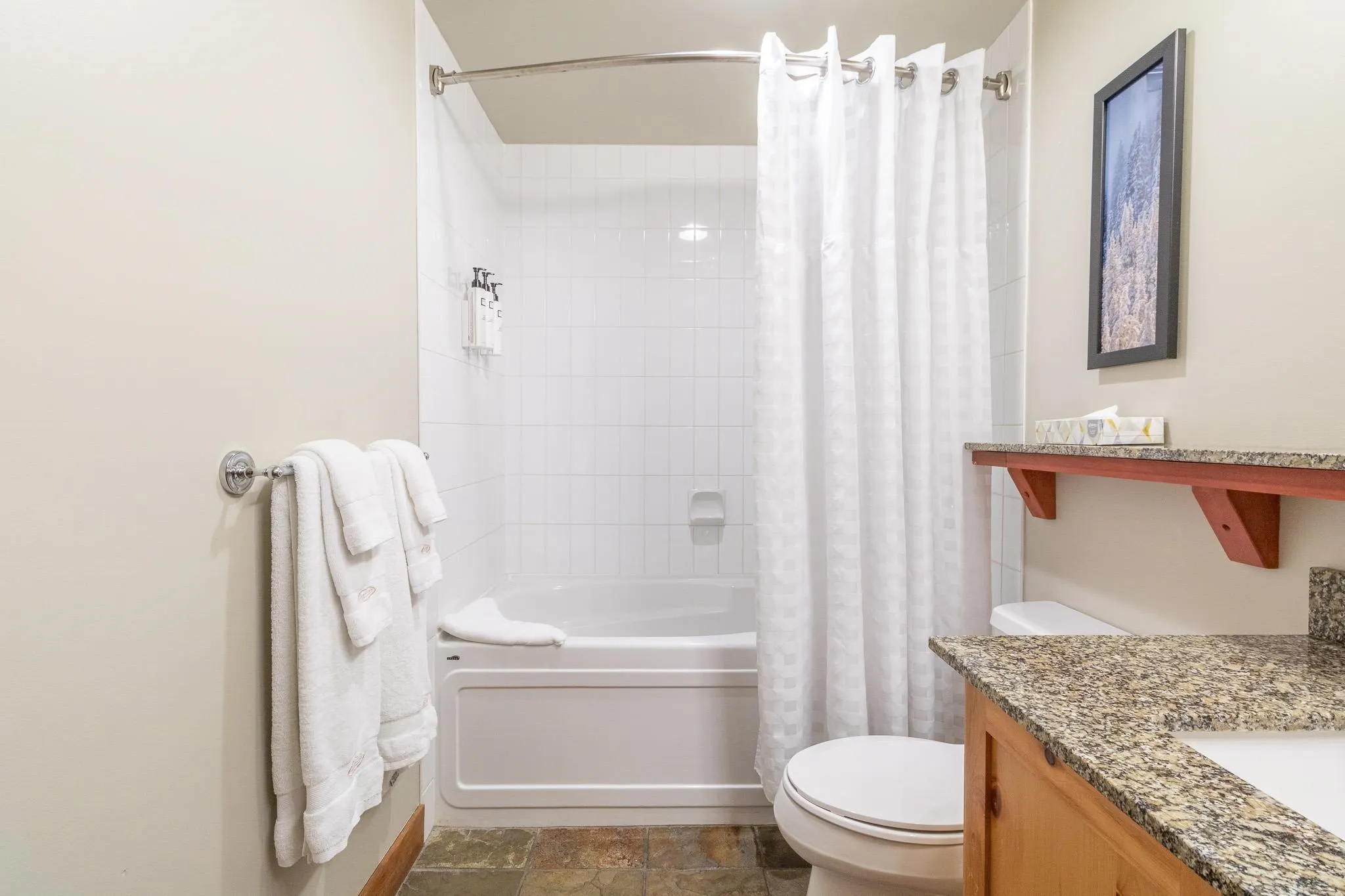 334D 2036 London Lane