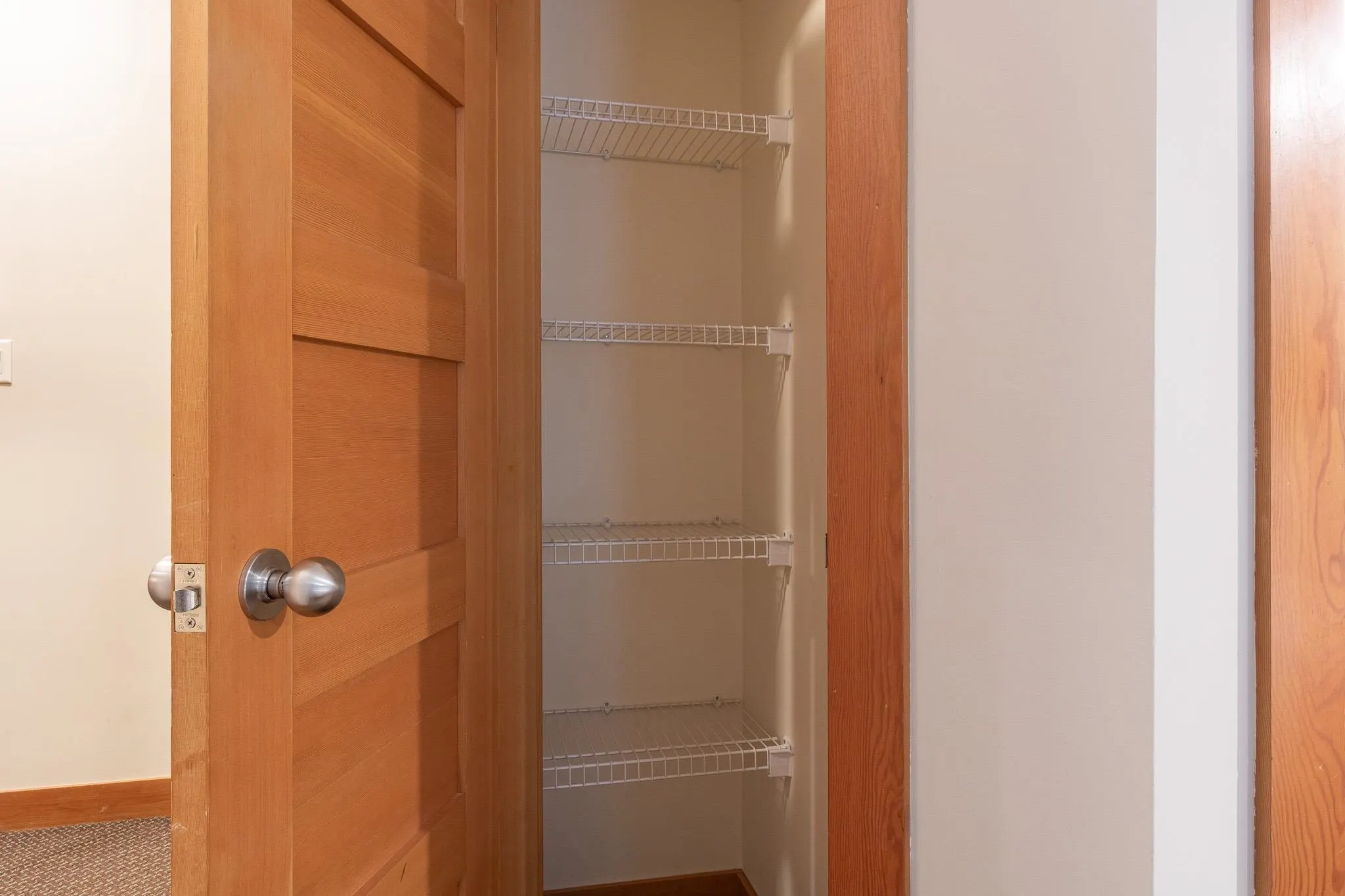 334D 2036 London Lane