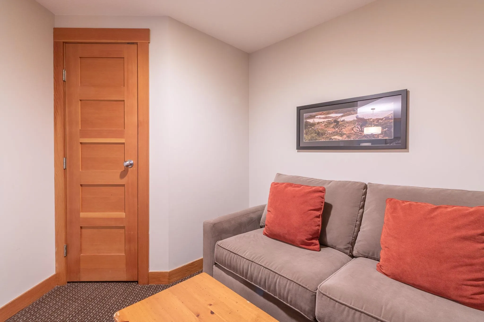 334D 2036 London Lane