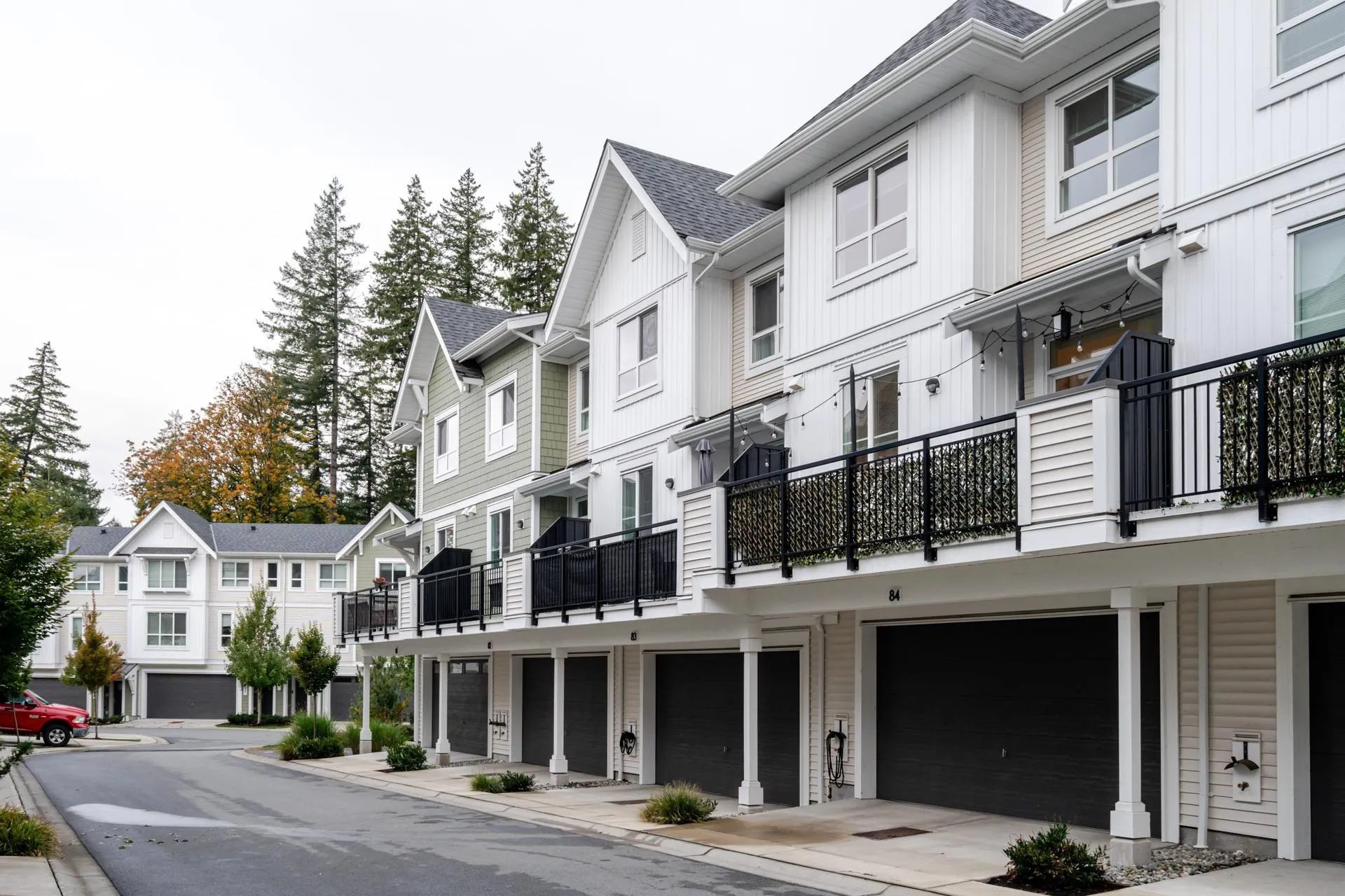 84 8335 Nelson Street