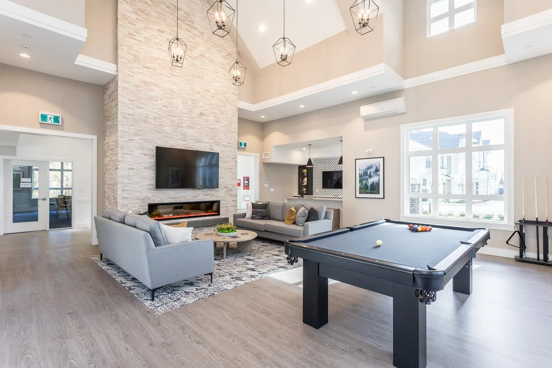 84 8335 Nelson Street