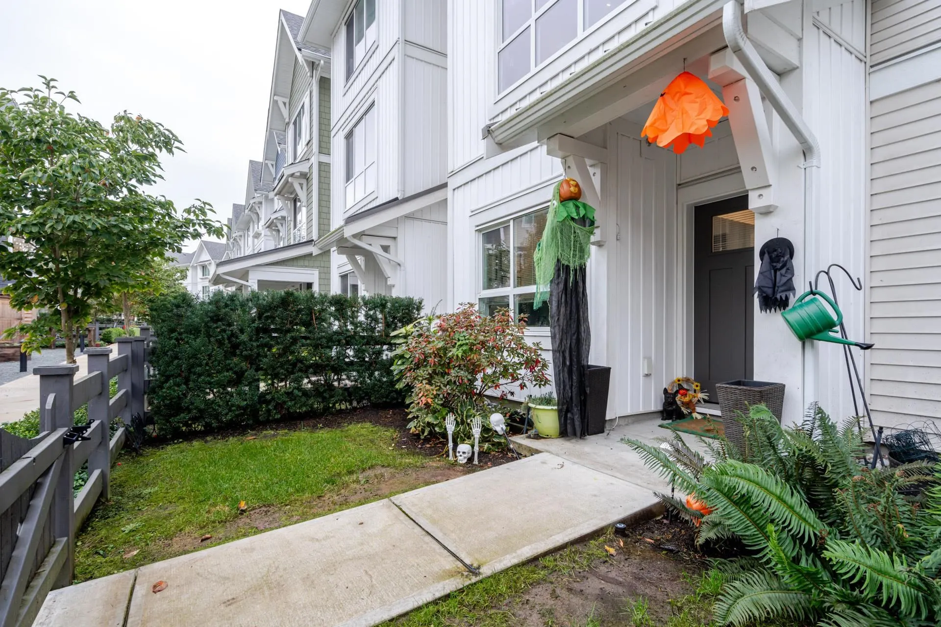 84 8335 Nelson Street