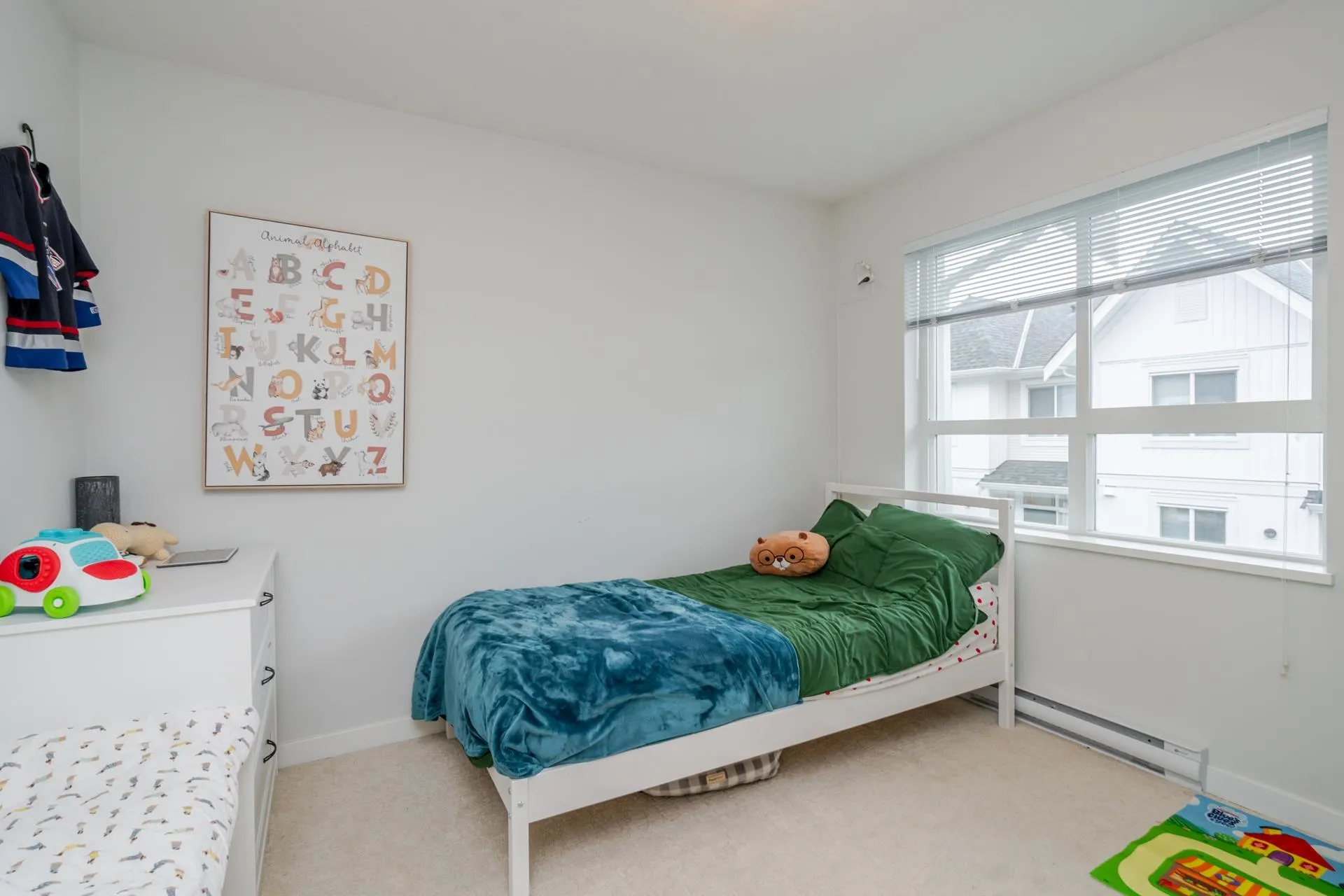 84 8335 Nelson Street