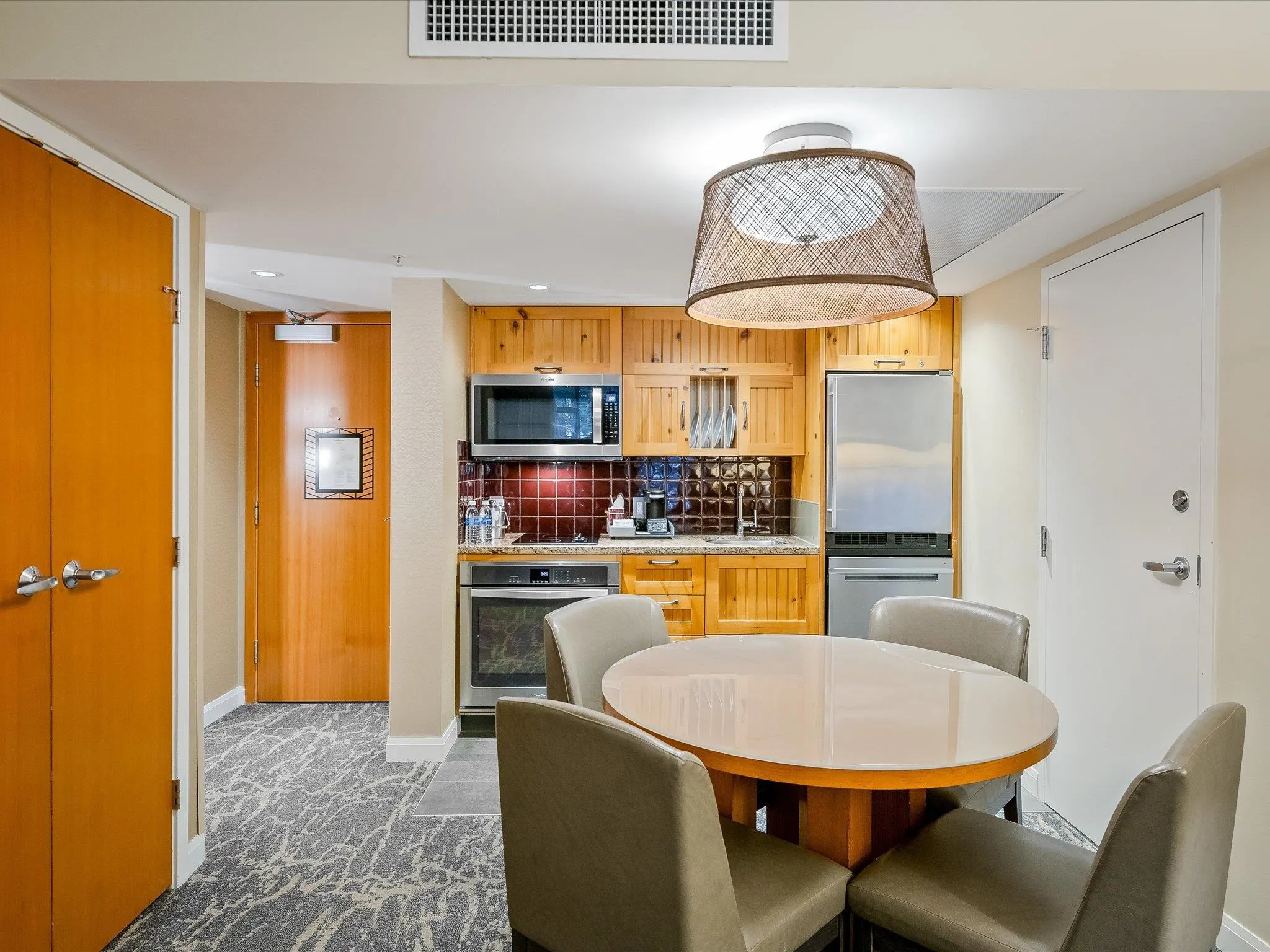 679 4090 Whistler Way