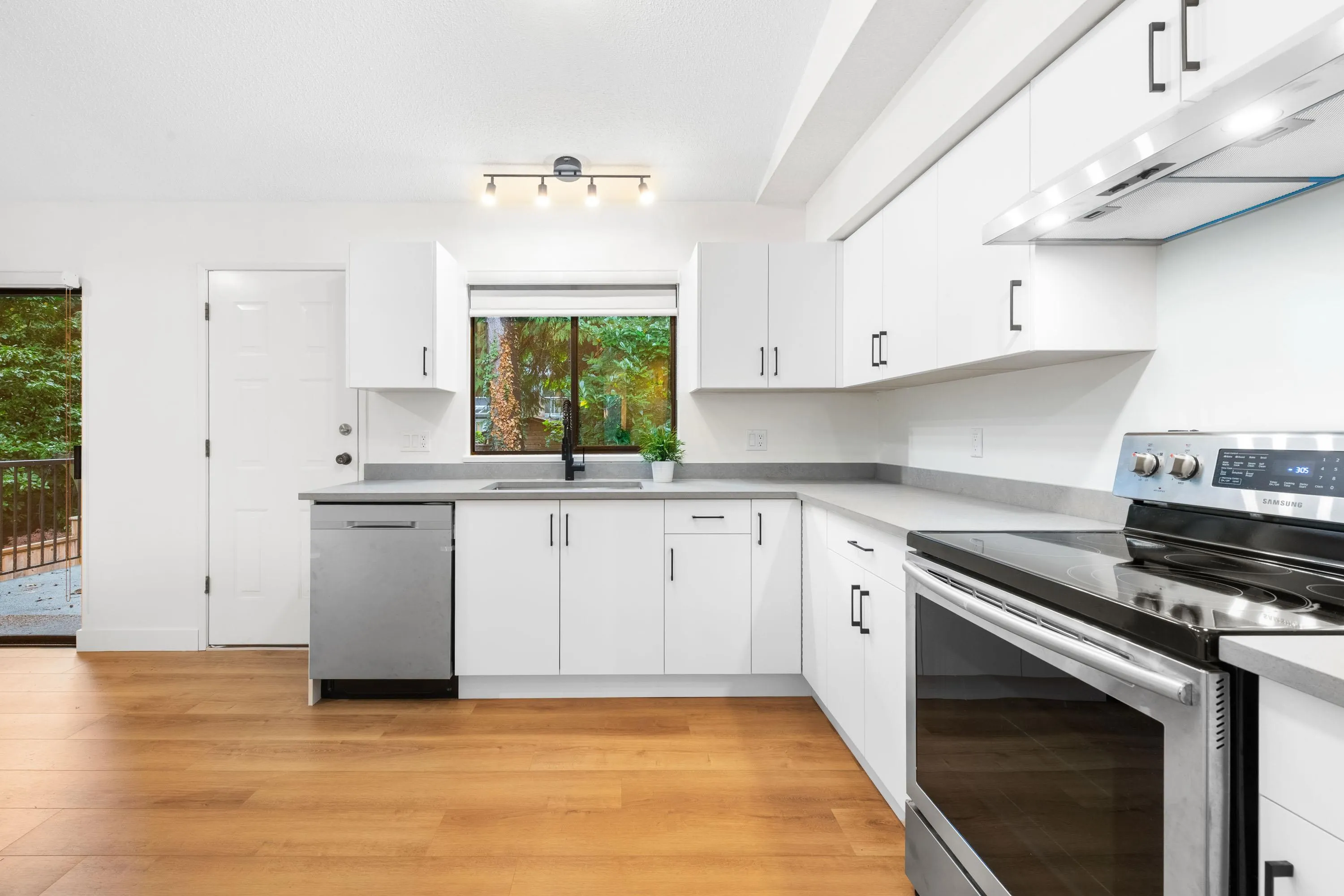 1777 Caledonia Avenue