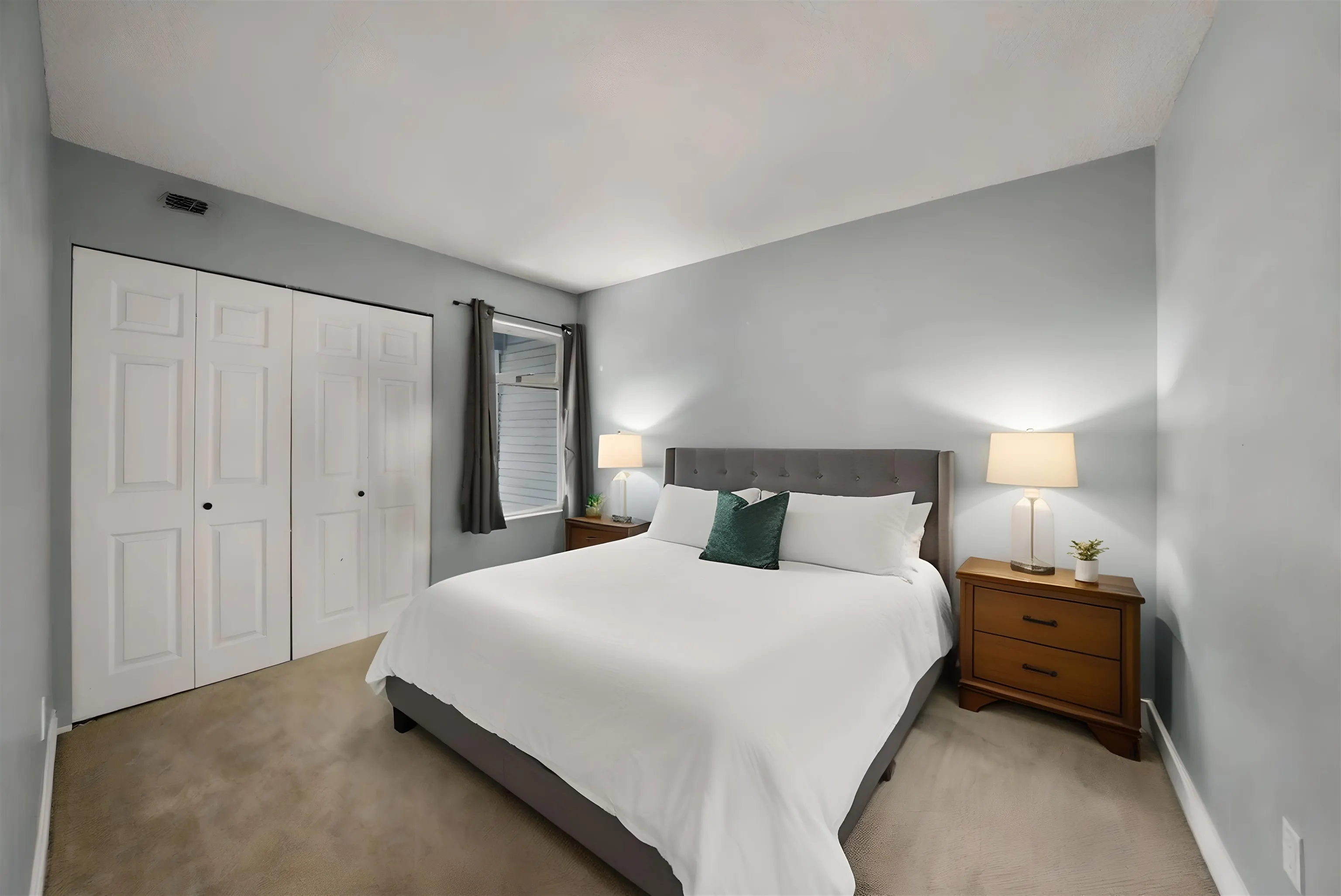 60 1195 Falcon Drive