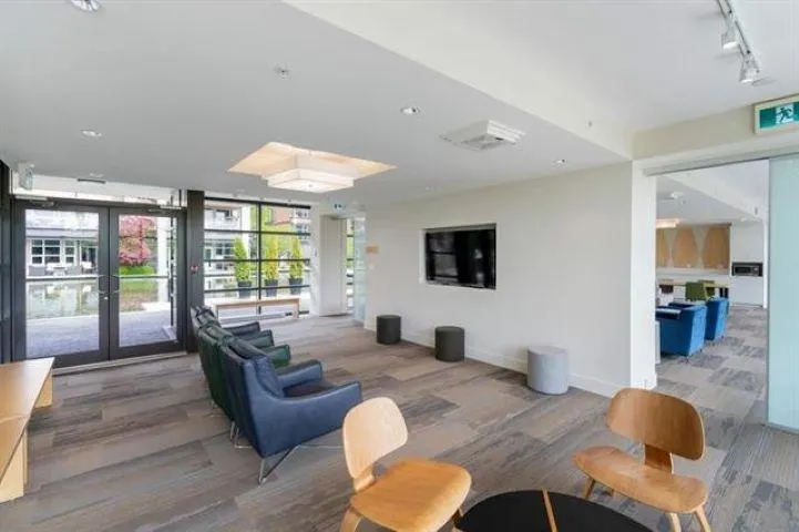 111 3606 Aldercrest Drive