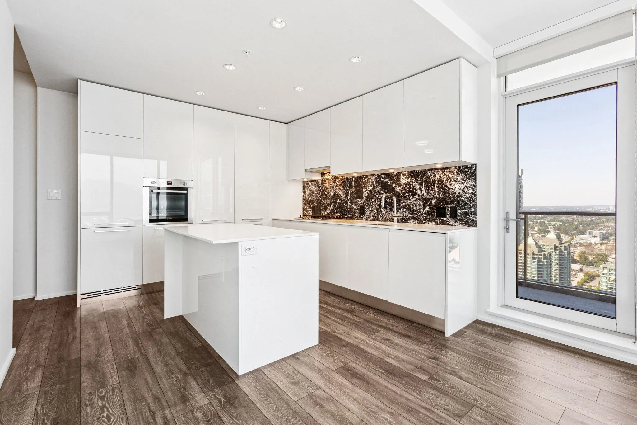 3711 4510 Halifax Way