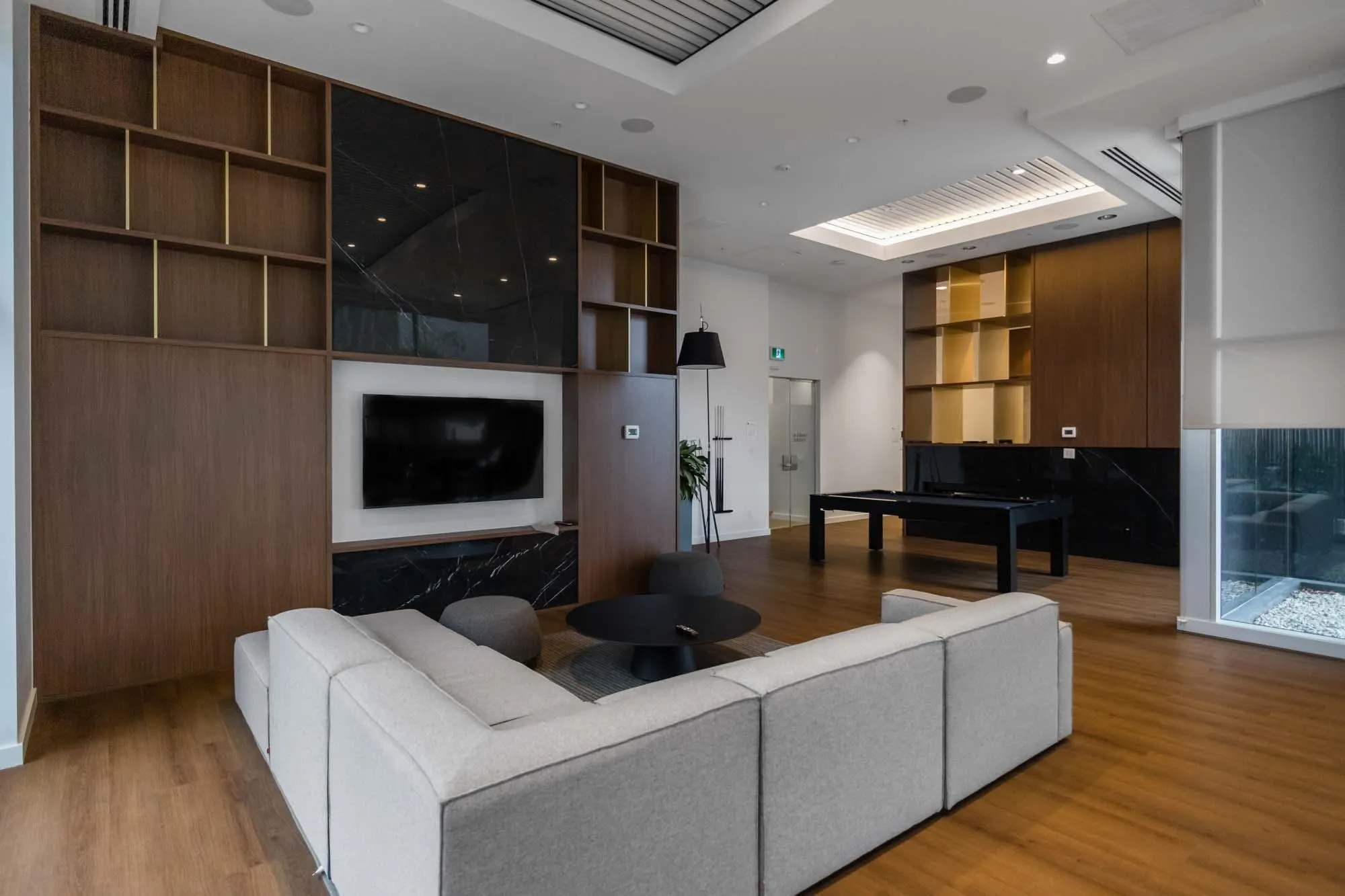 3711 4510 Halifax Way