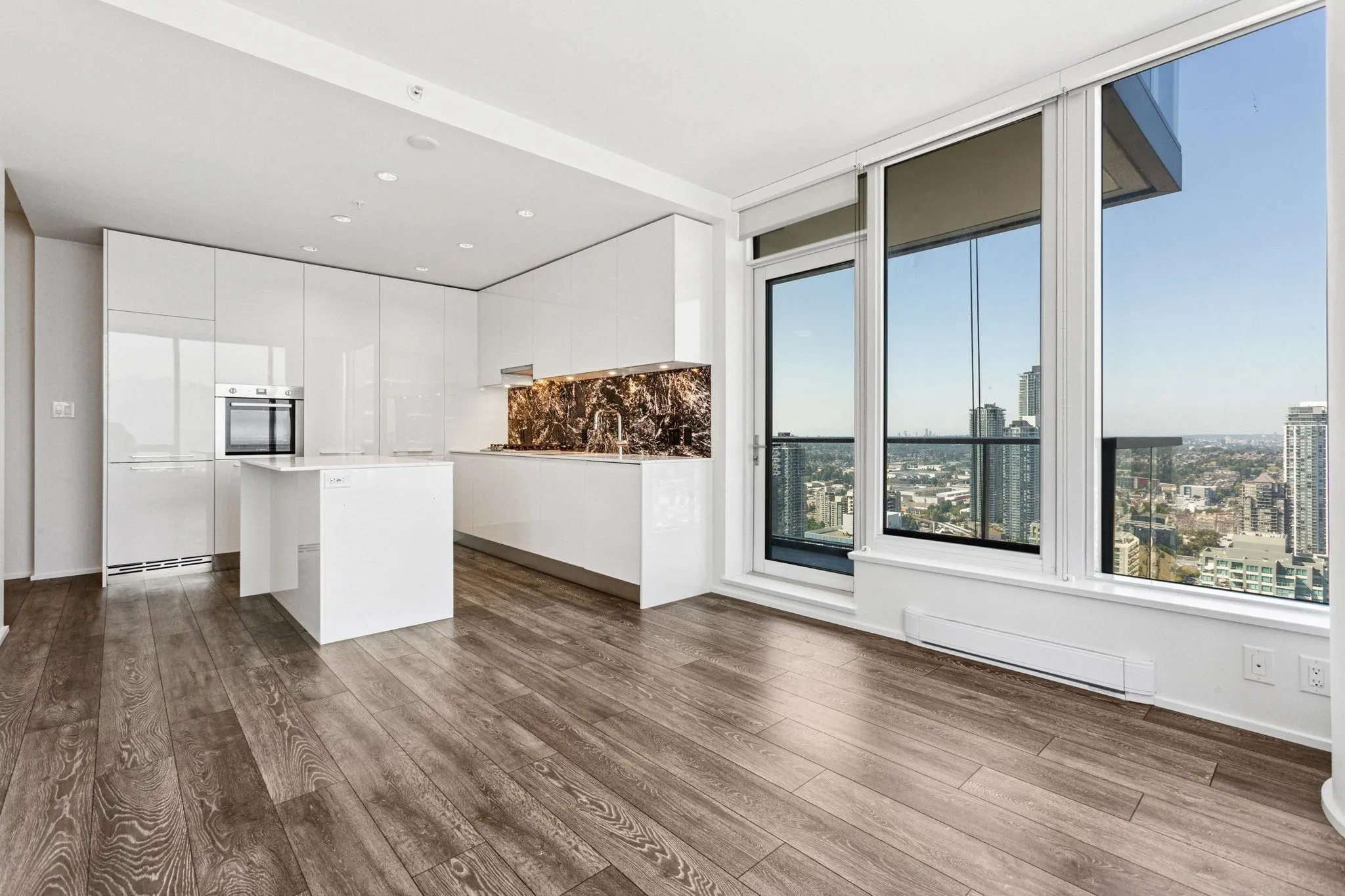 3711 4510 Halifax Way