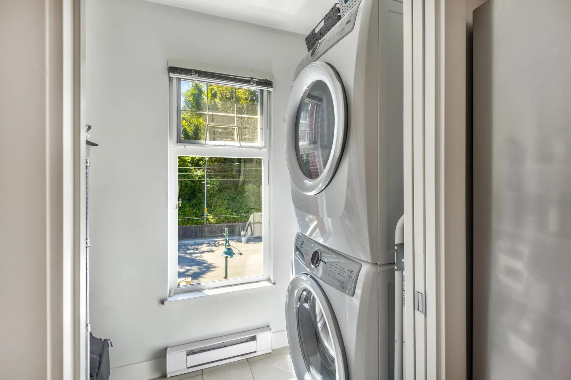 302 3240 St Johns Street