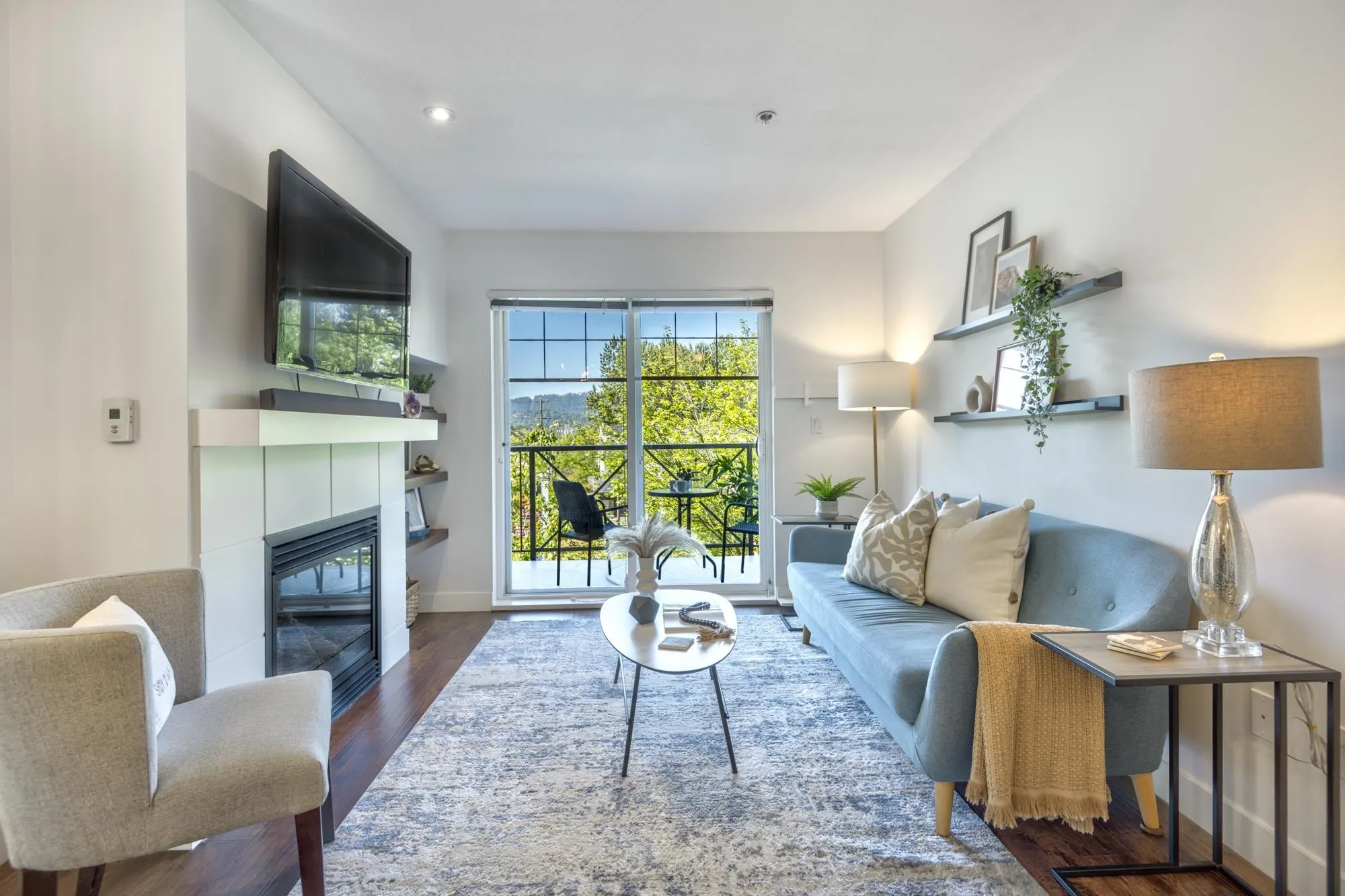 302 3240 St Johns Street