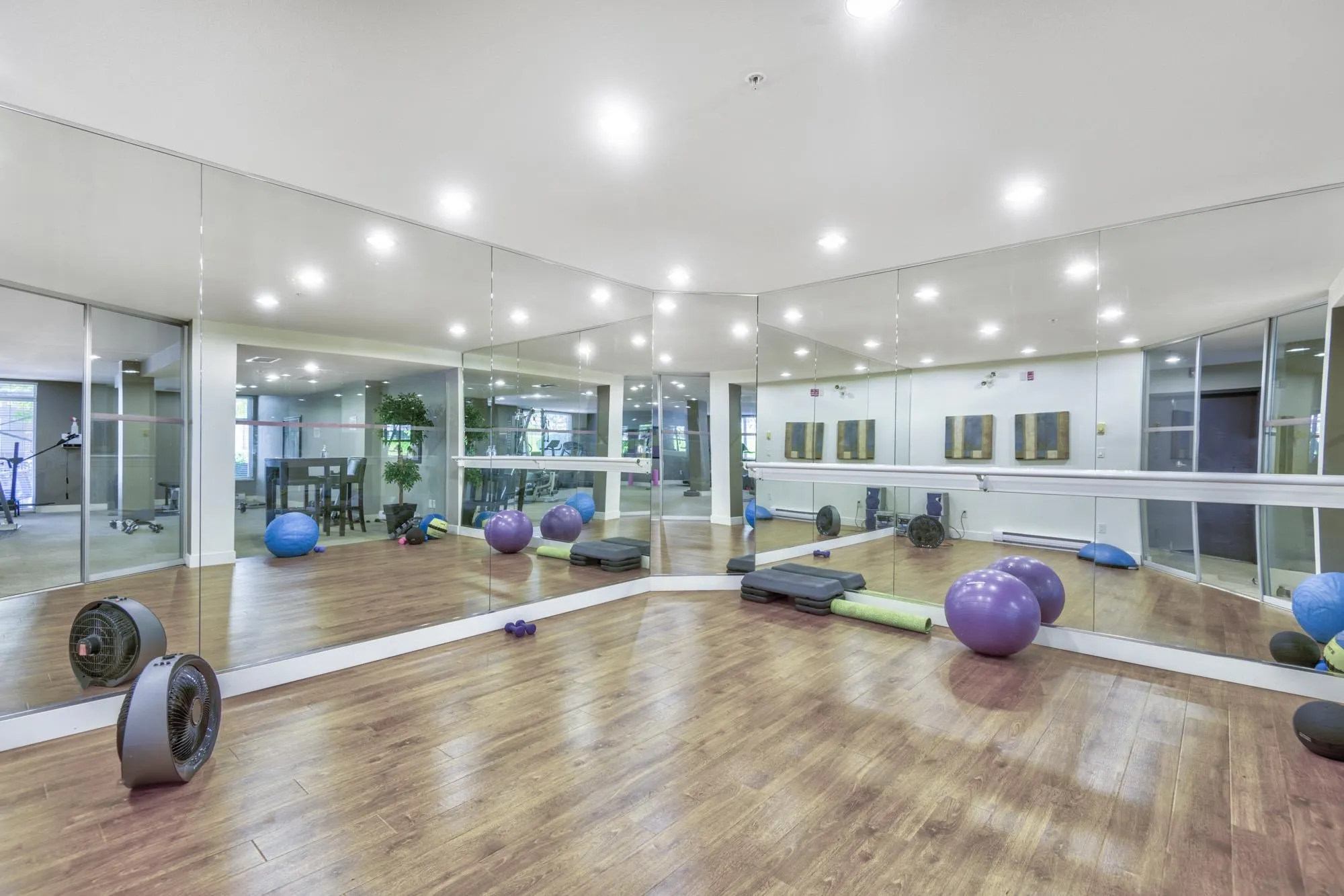 302 3240 St Johns Street