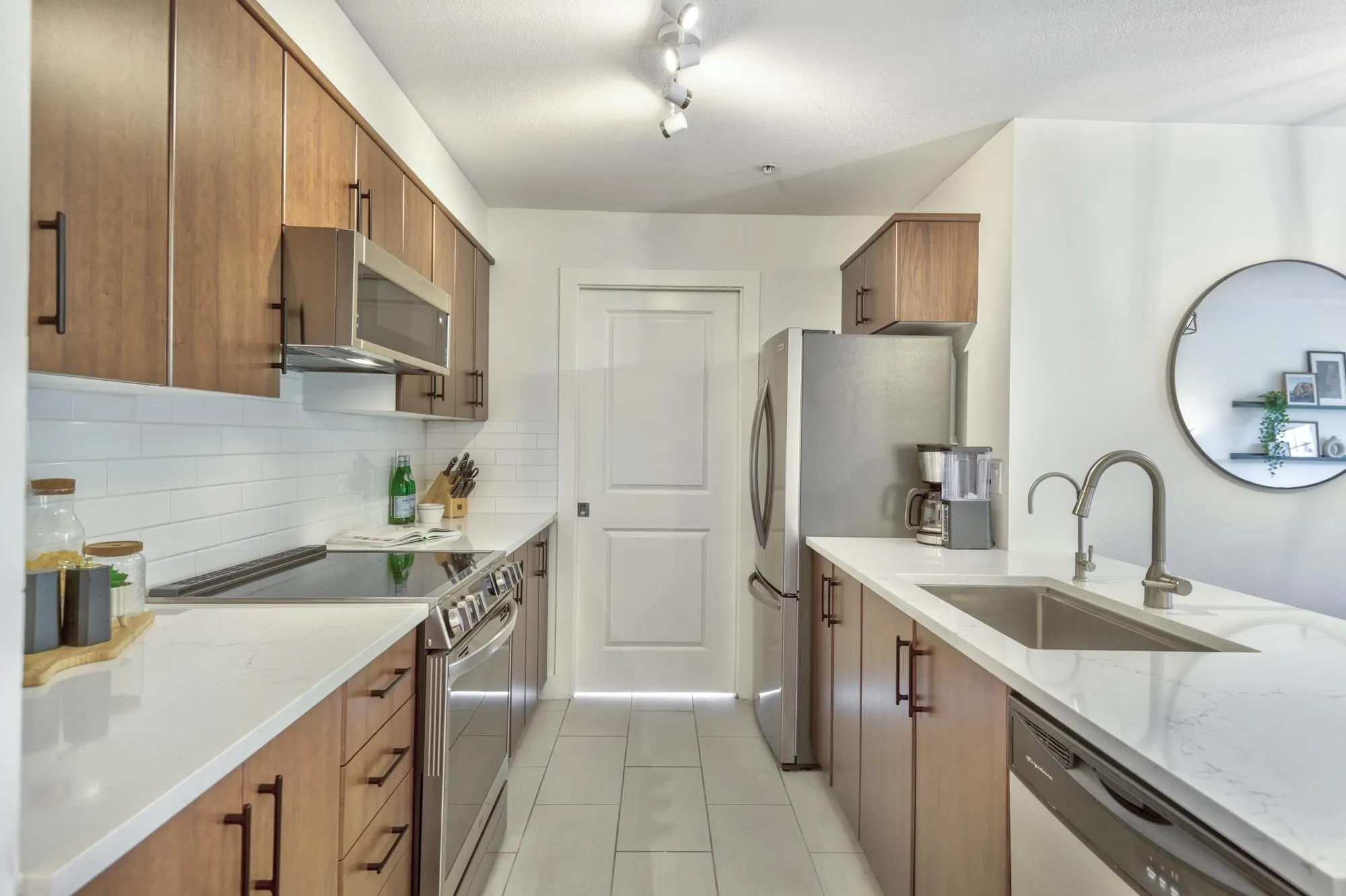 302 3240 St Johns Street