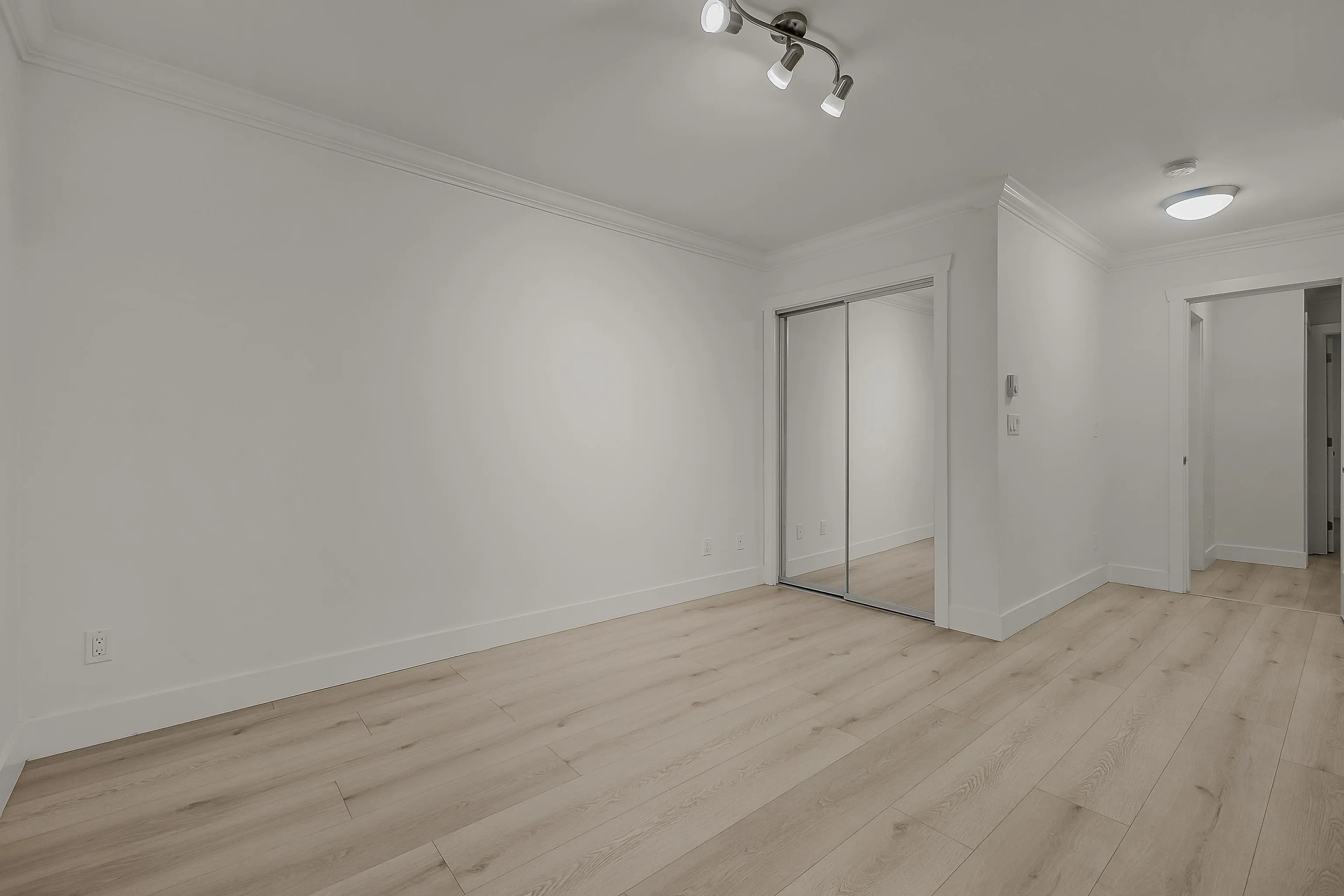 45 14285 64 Avenue