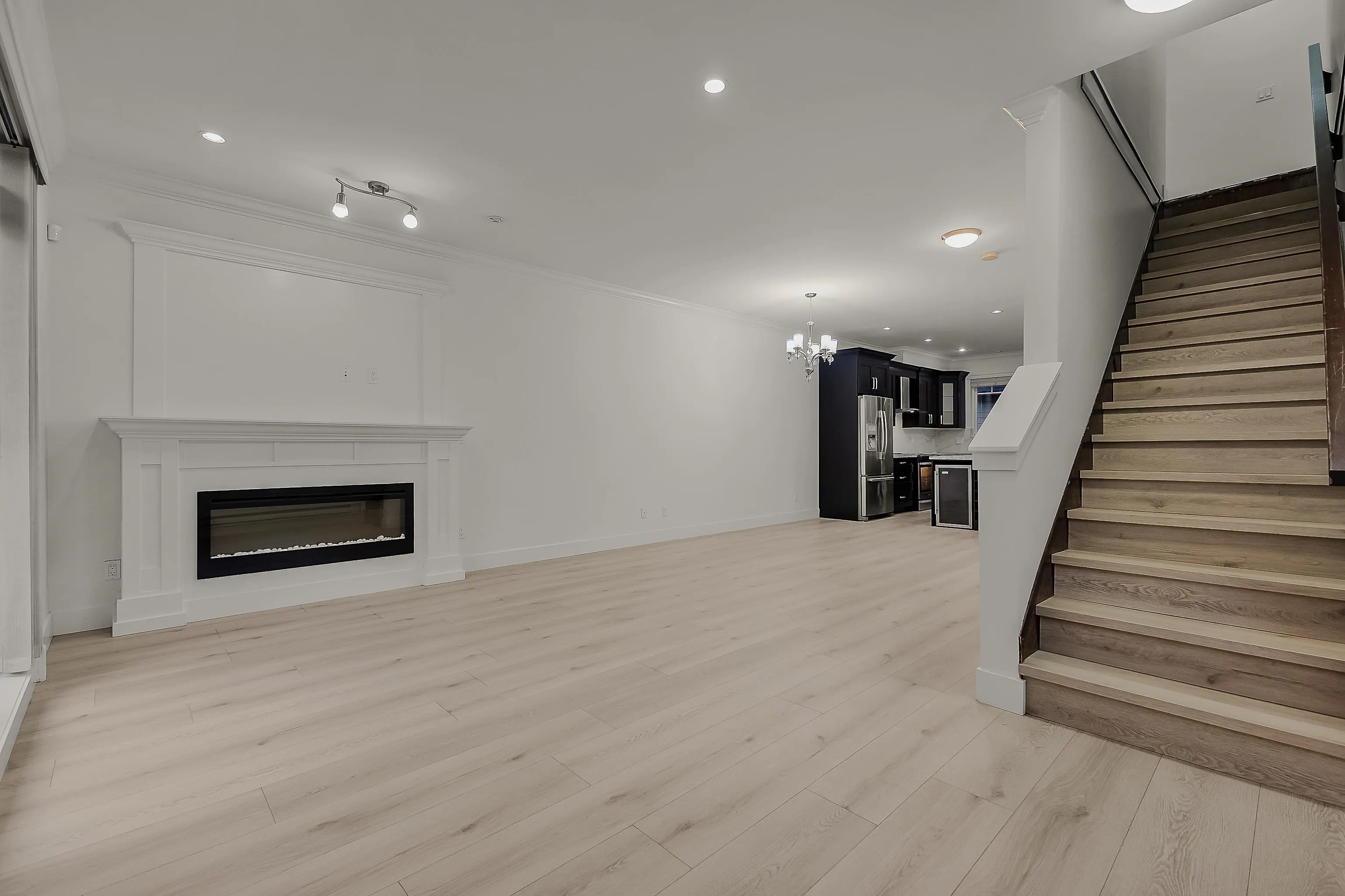 45 14285 64 Avenue