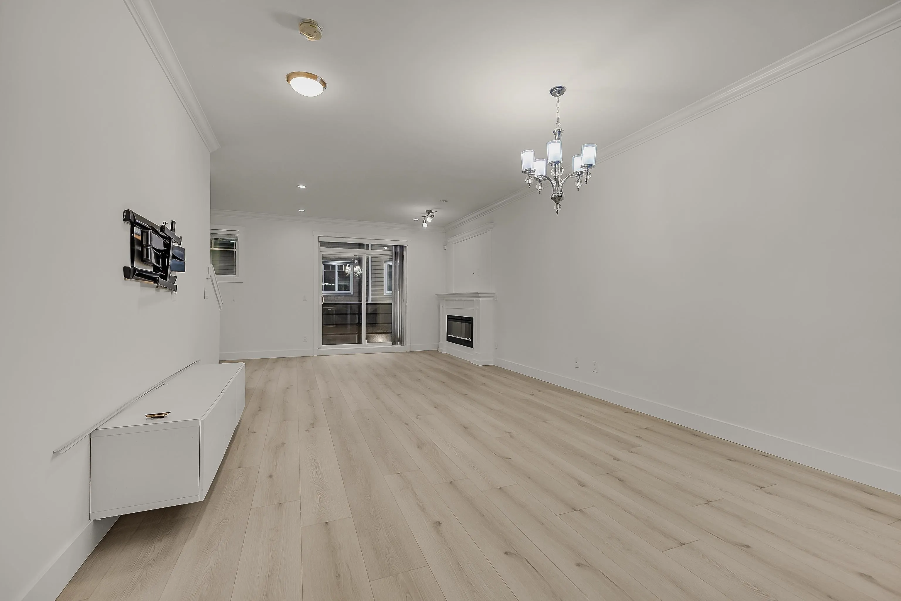 45 14285 64 Avenue