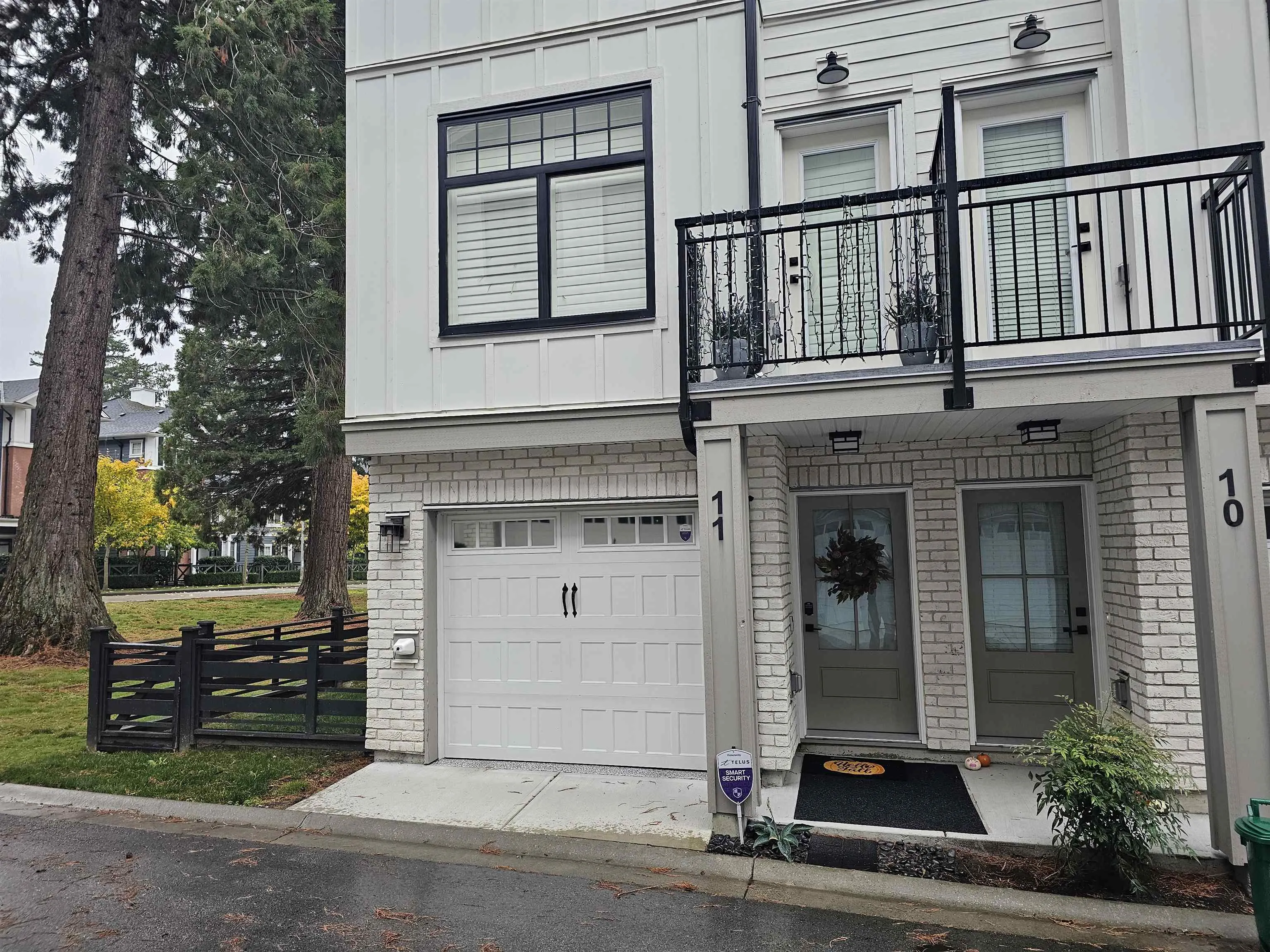 11 16467 23a Avenue
