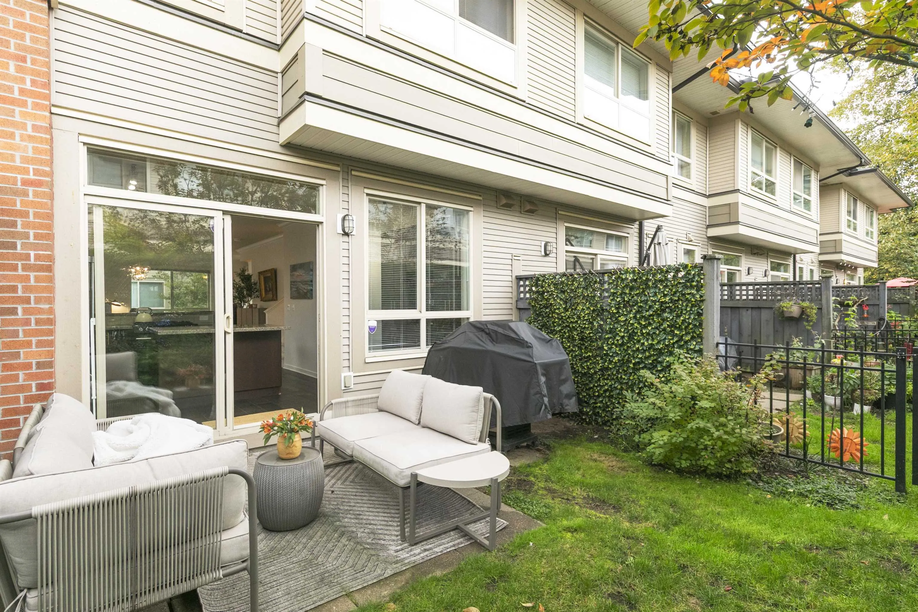 21 301 Klahanie Drive