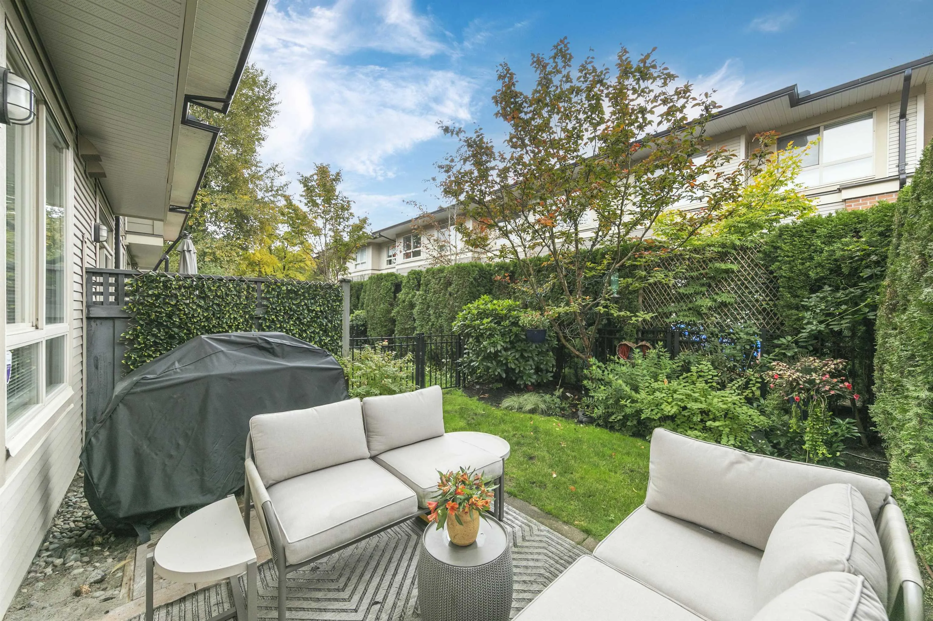 21 301 Klahanie Drive