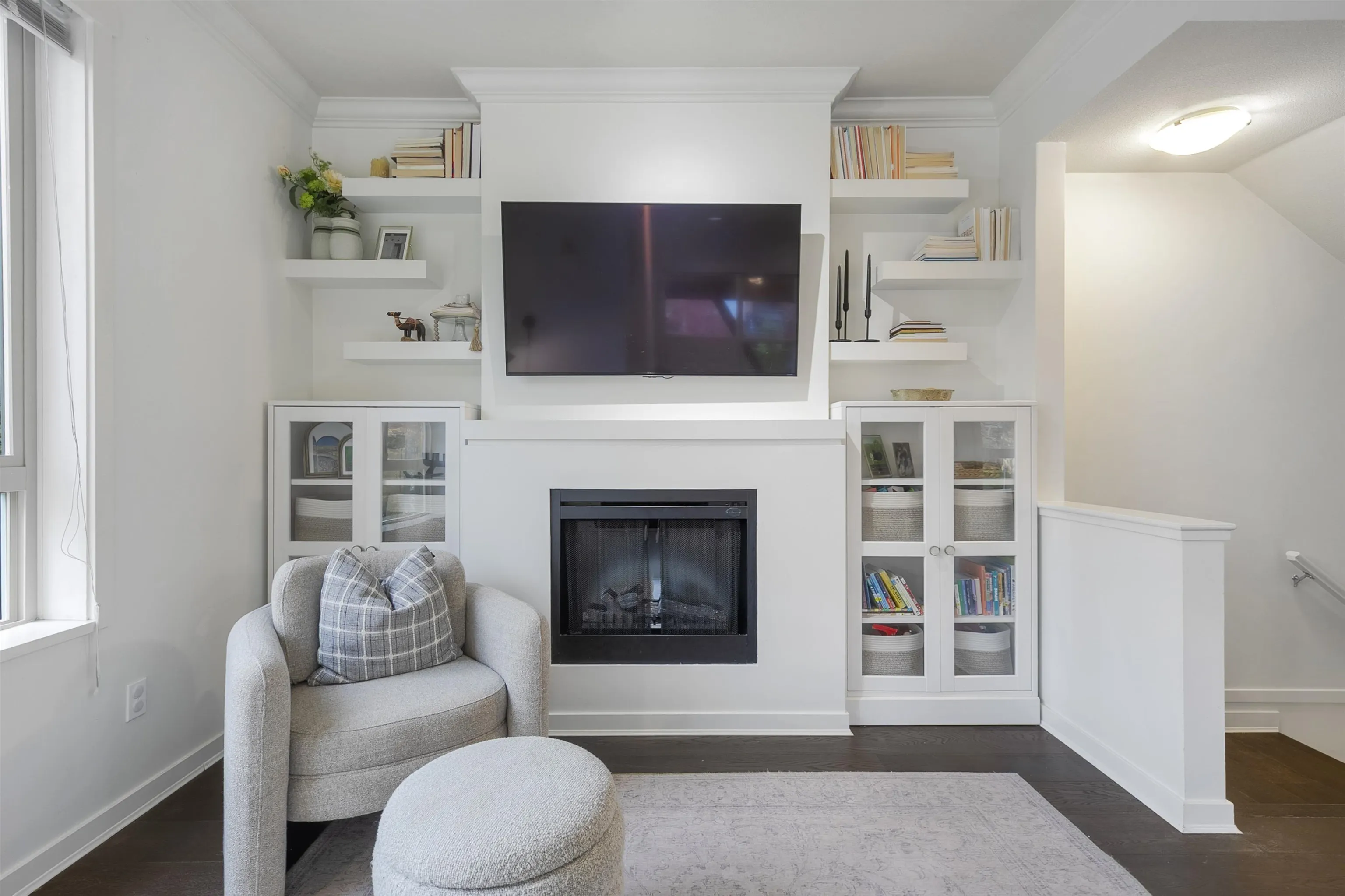 21 301 Klahanie Drive