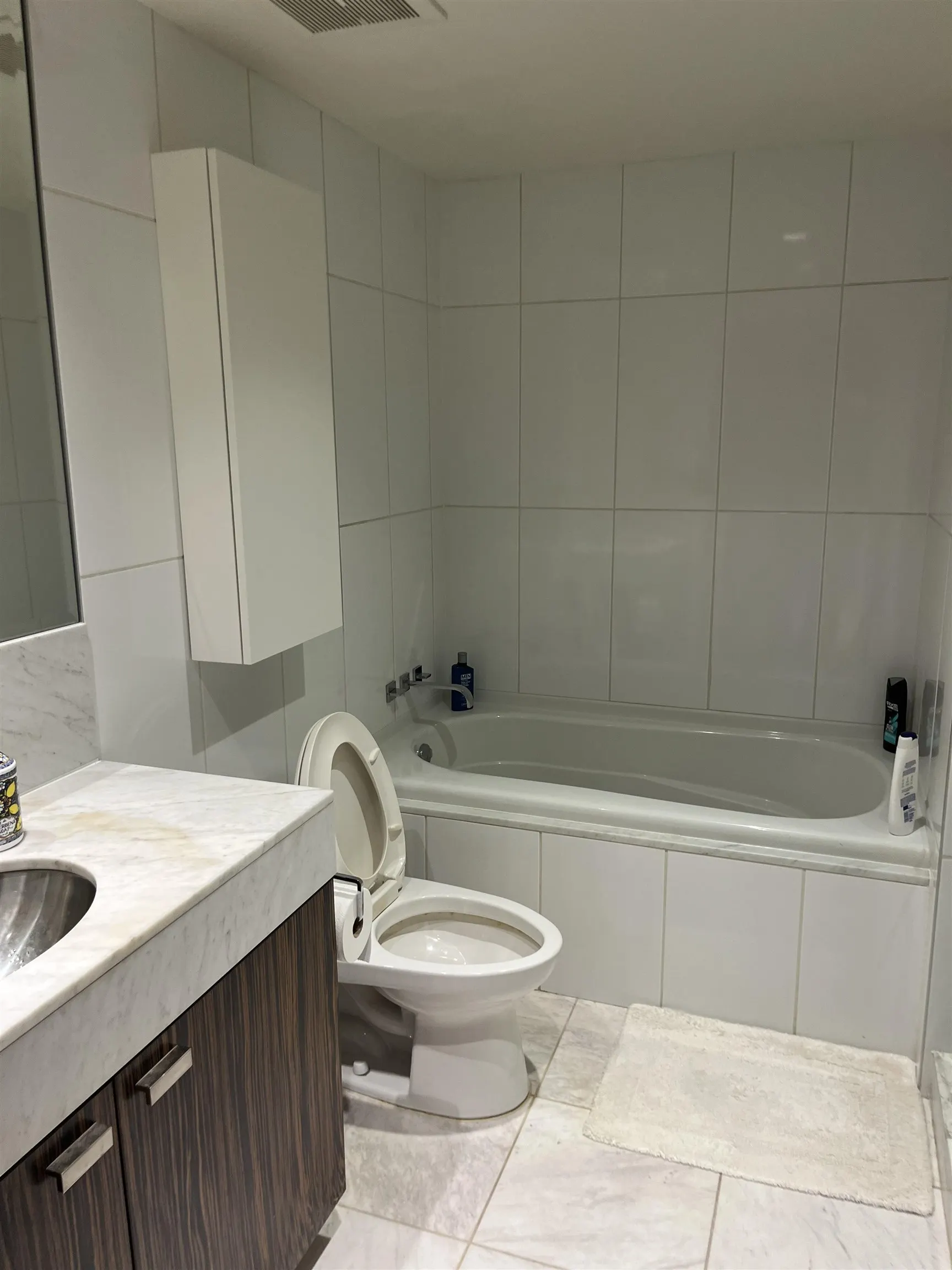 1016 788 Richards Street