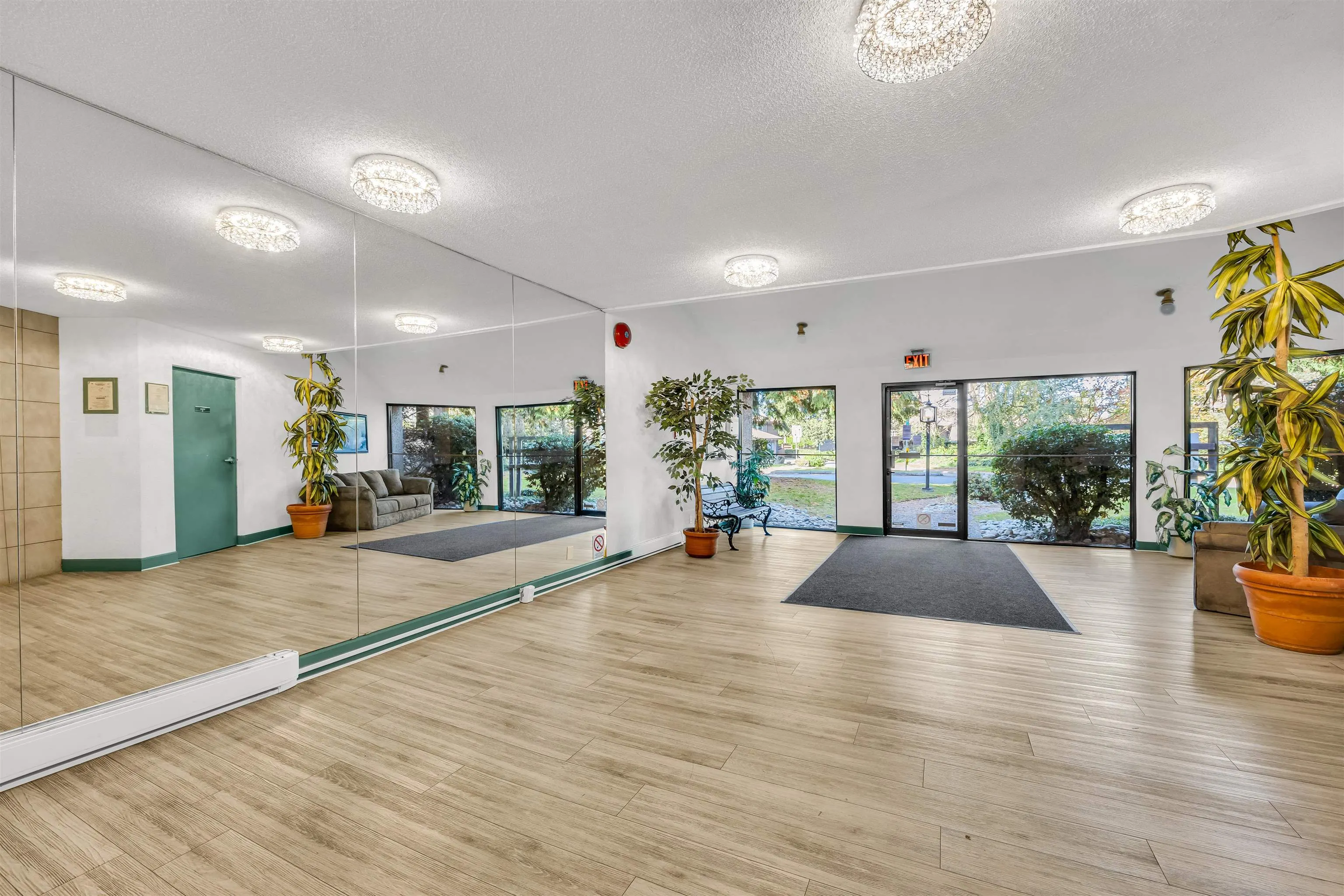 211 8640 Citation Drive