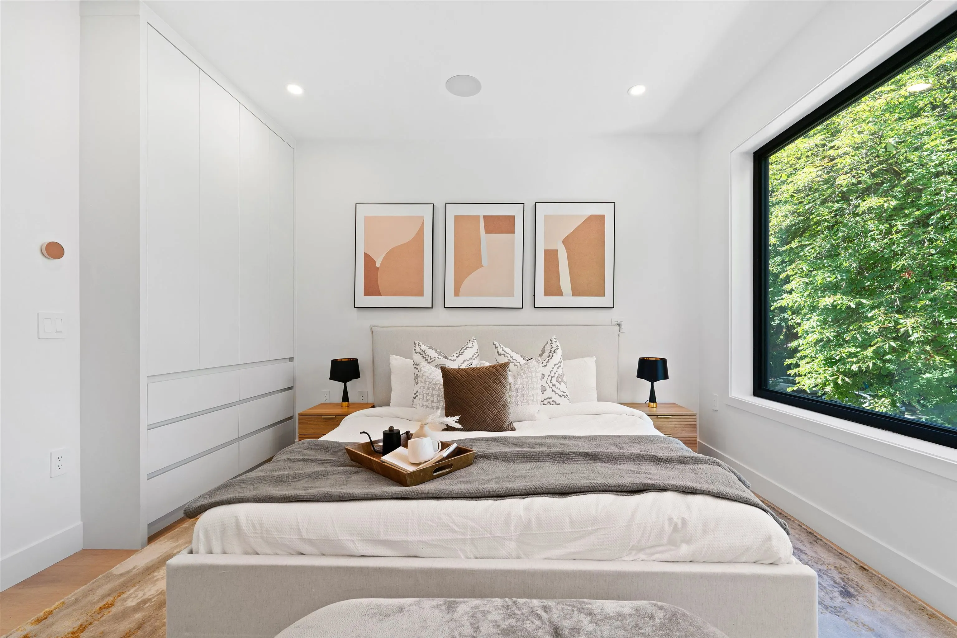 1 2858 W 12th Avenue