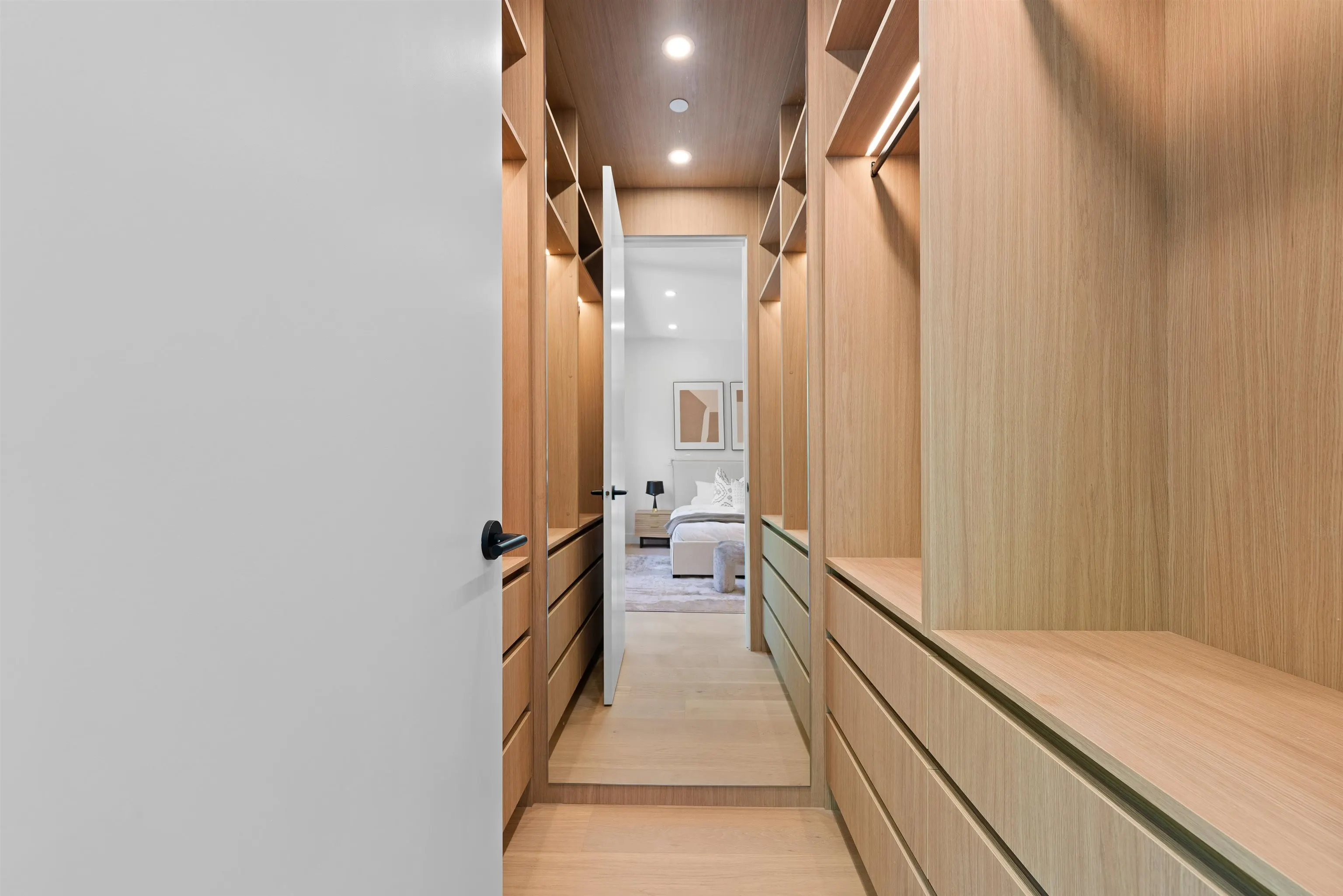 1 2858 W 12th Avenue