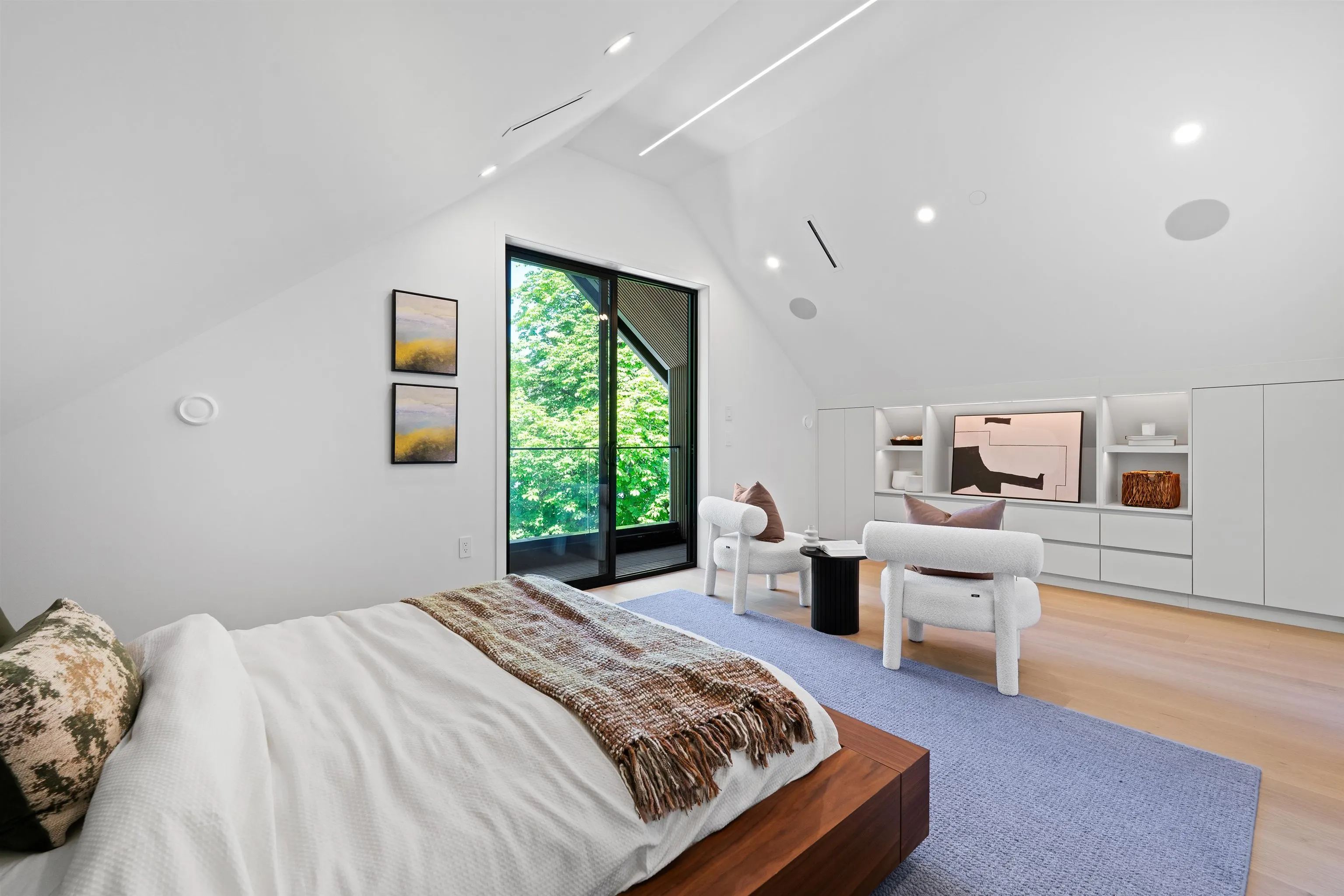 1 2858 W 12th Avenue