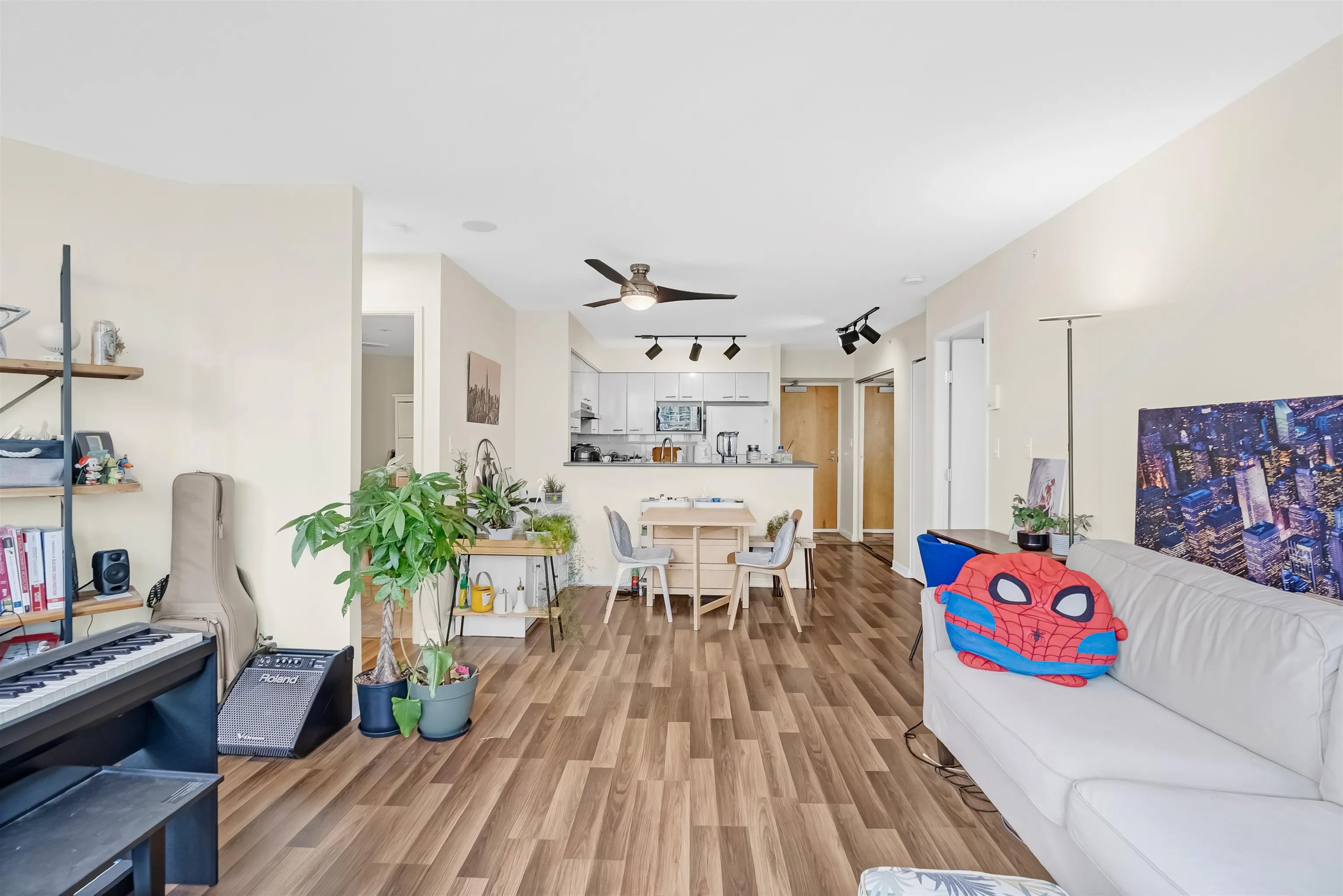 1201 6088 Willingdon Avenue