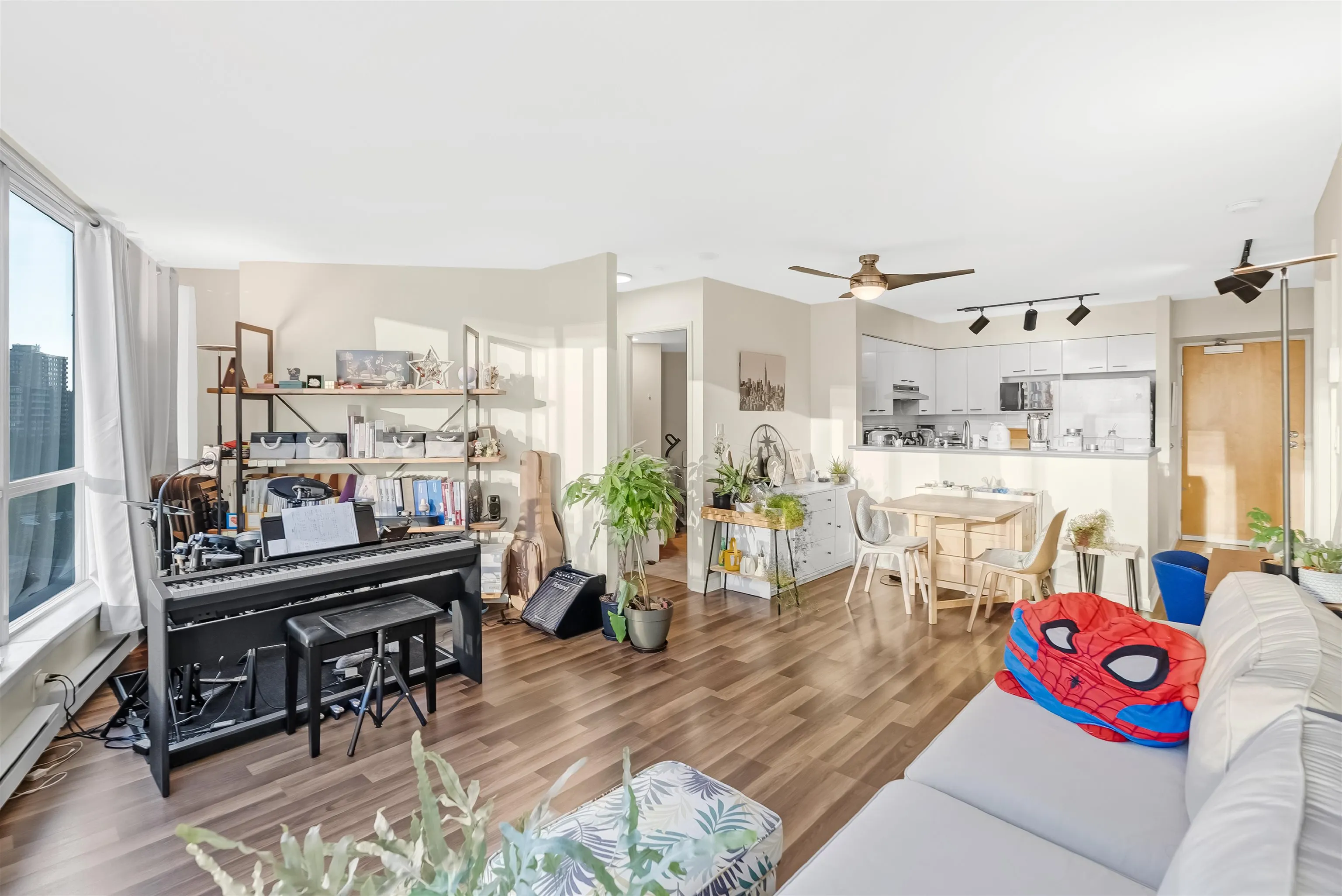 1201 6088 Willingdon Avenue