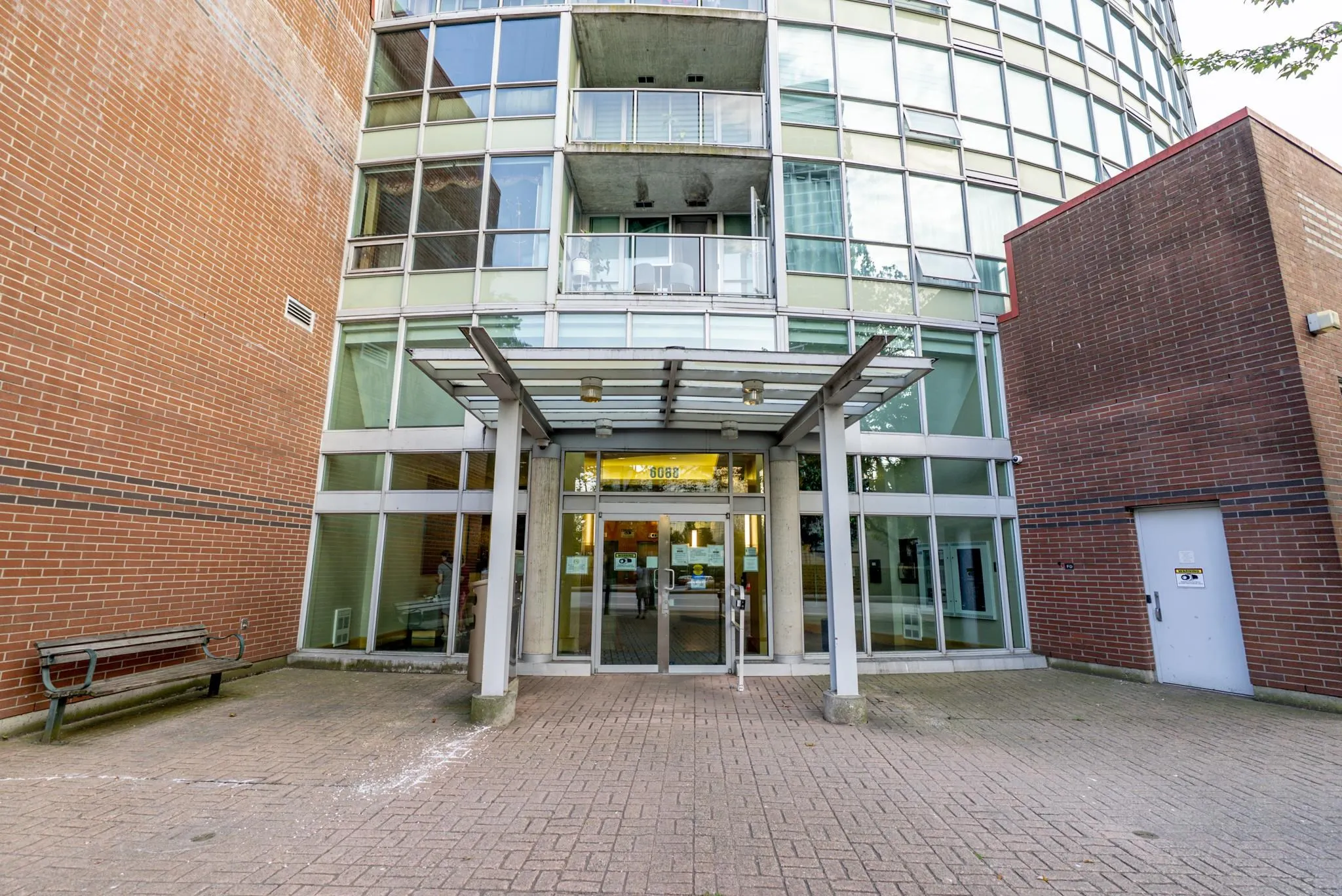 1201 6088 Willingdon Avenue