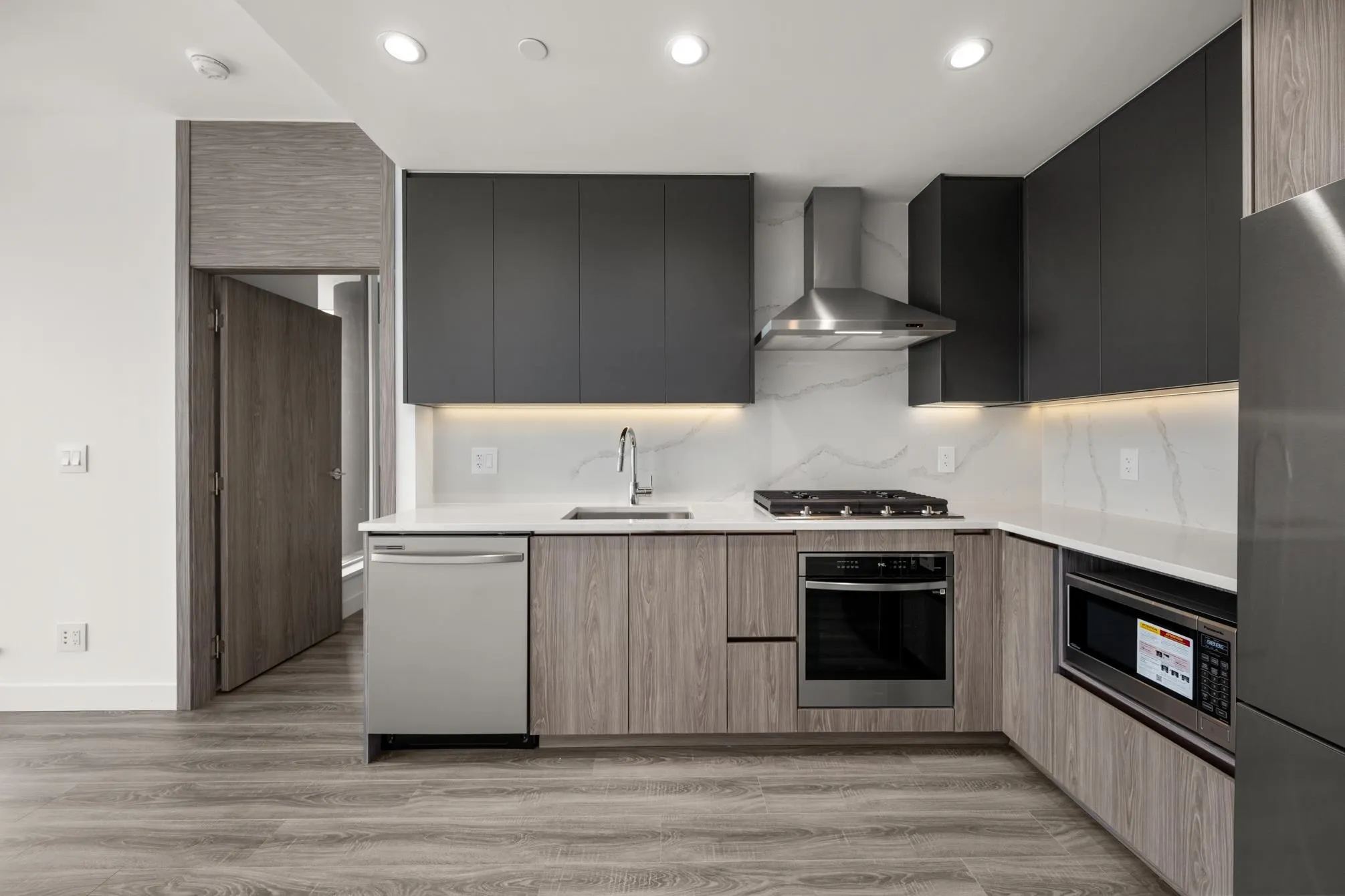 3908 10750 135a Street