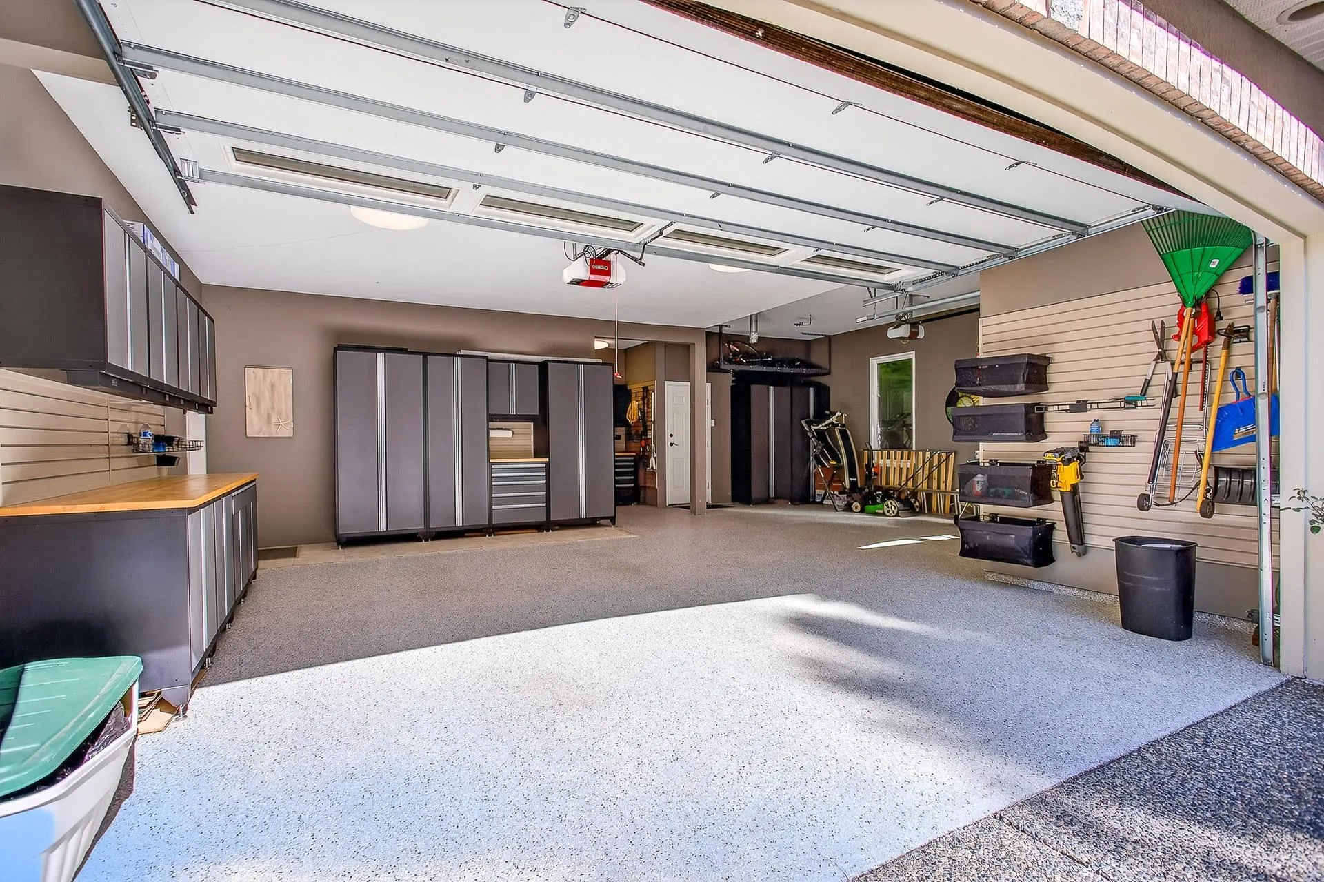 14055 29a Avenue