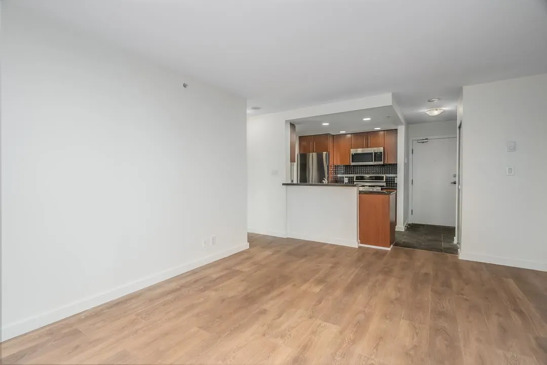 705 550 Pacific Street