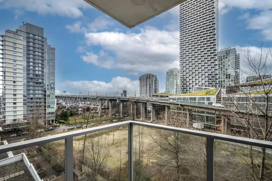 705 550 Pacific Street