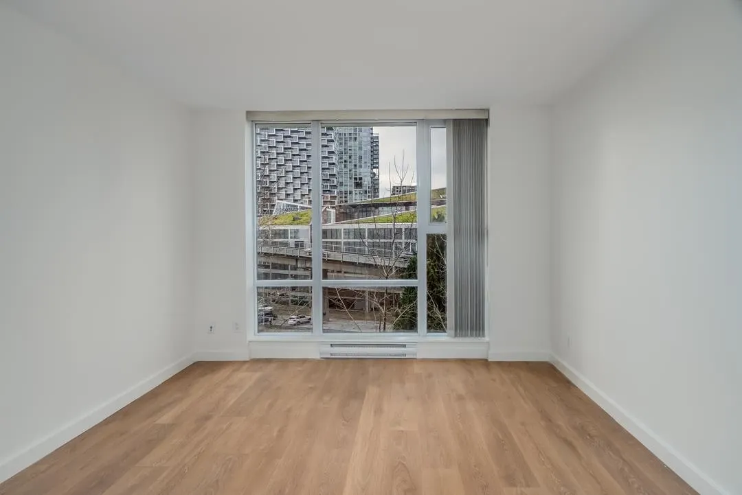 705 550 Pacific Street