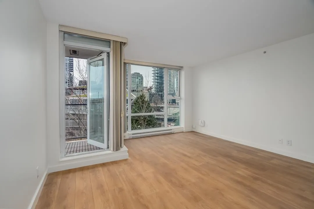 705 550 Pacific Street