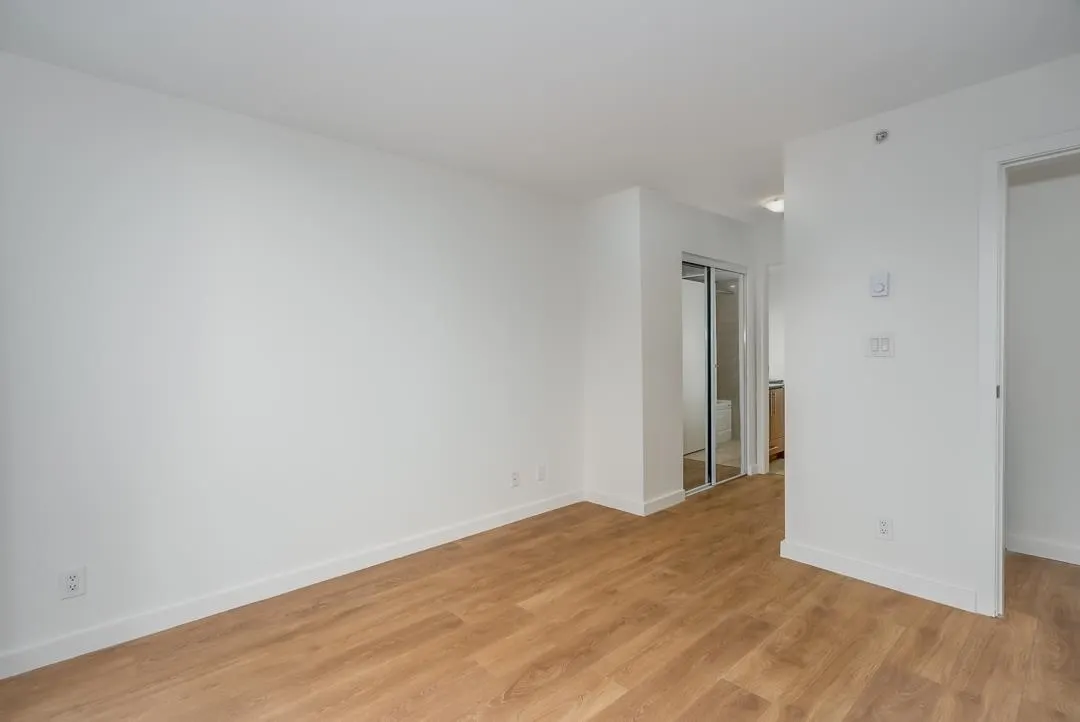 705 550 Pacific Street