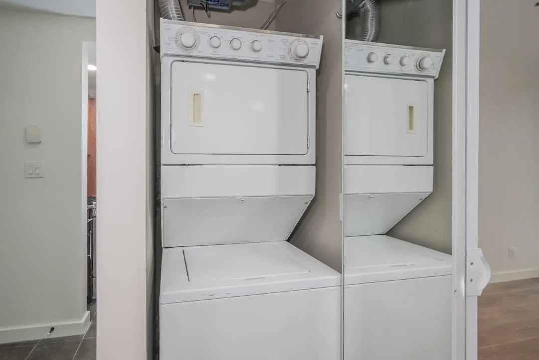 705 550 Pacific Street