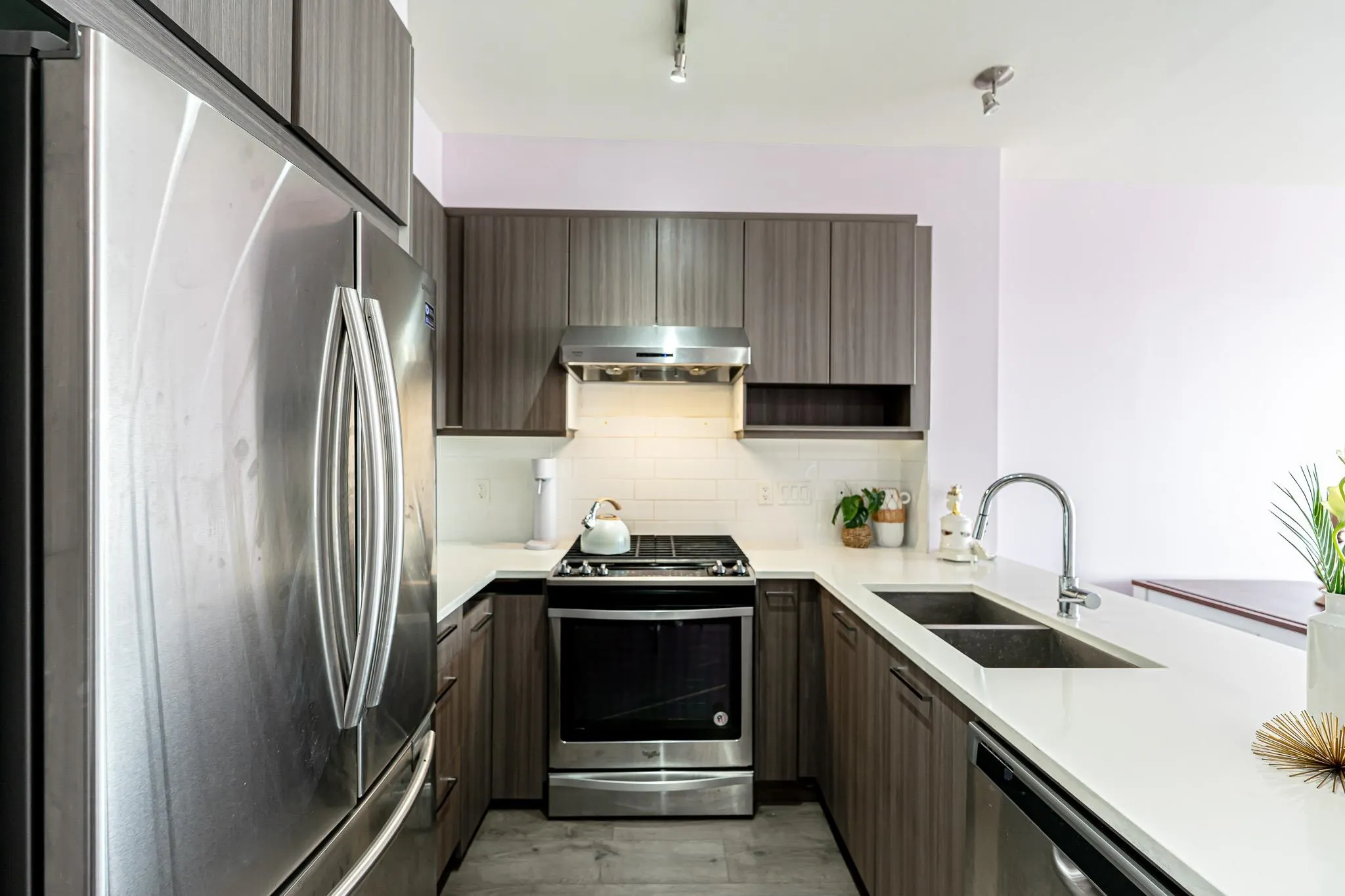 PH-03 1306 Fifth Avenue