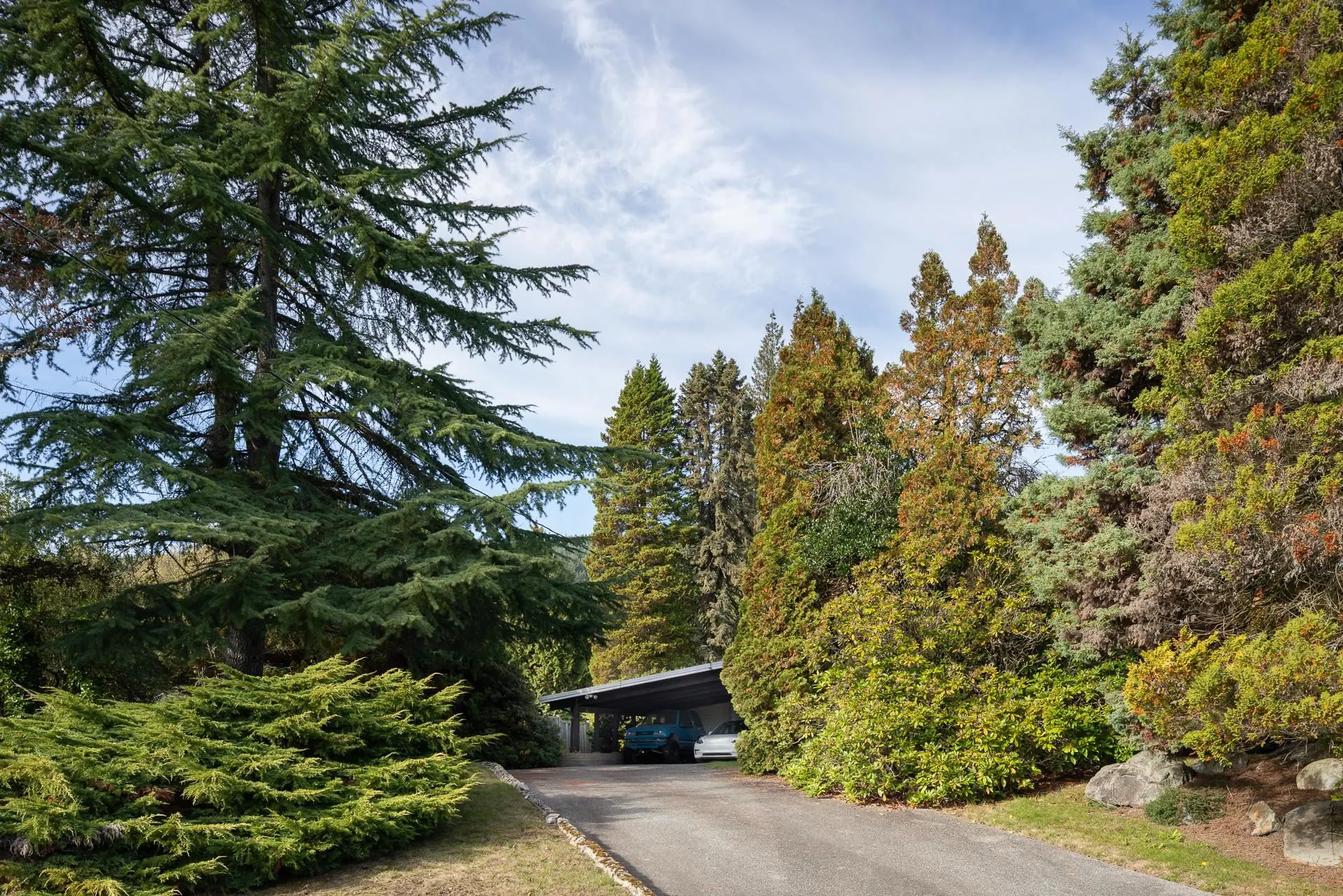 1025 Groveland Road