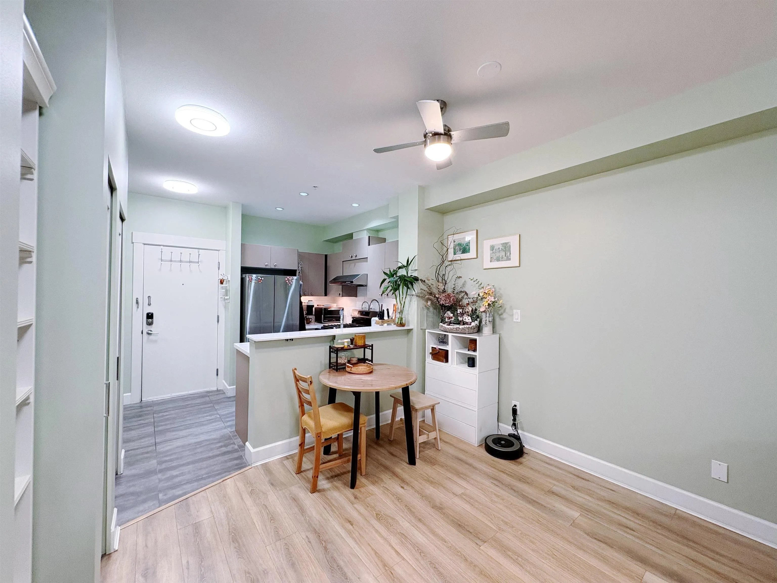 304 6611 Eckersley Road